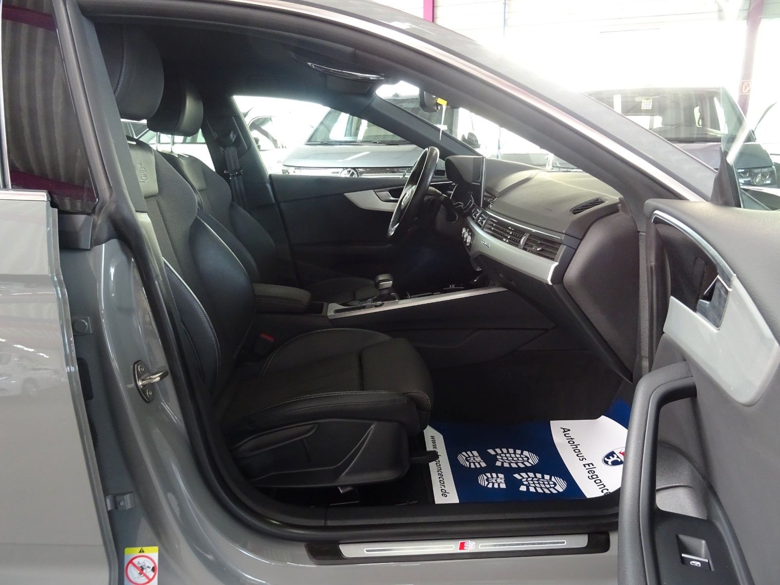 Audi A5 SPORTBACK 40 TDI QUATTRO S-LINE*ACC*AHK*STHZ*