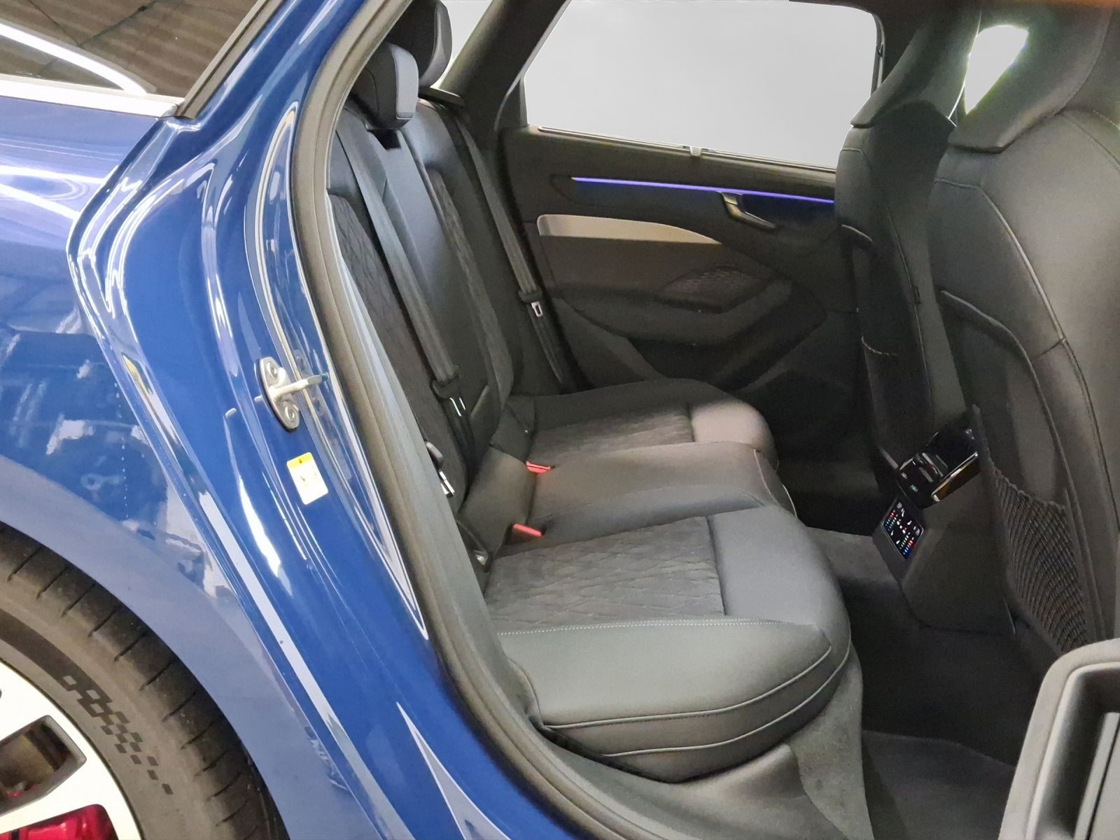Audi A6 Avant TDI 2x S LINE LM20 MATRIX ASSIST 360