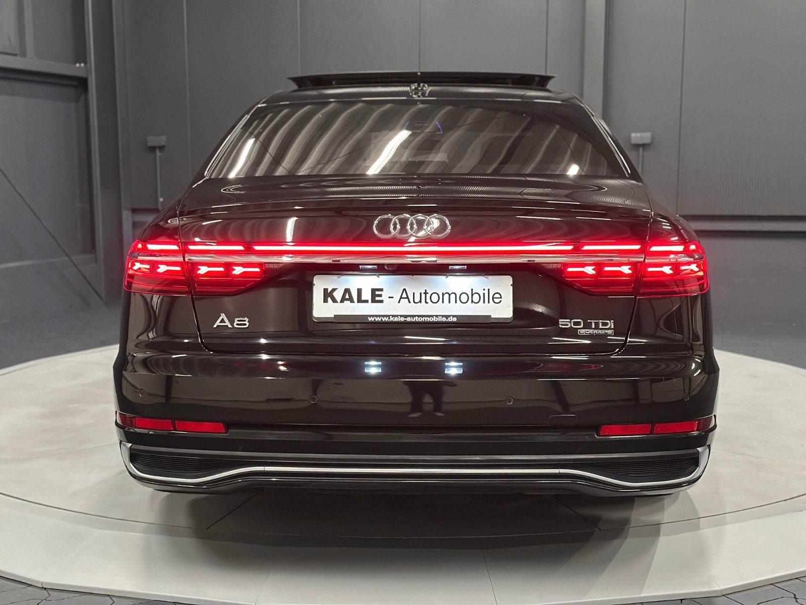 Audi A8 50 TDI quattro S-Line - Samsaru's Car Outlet