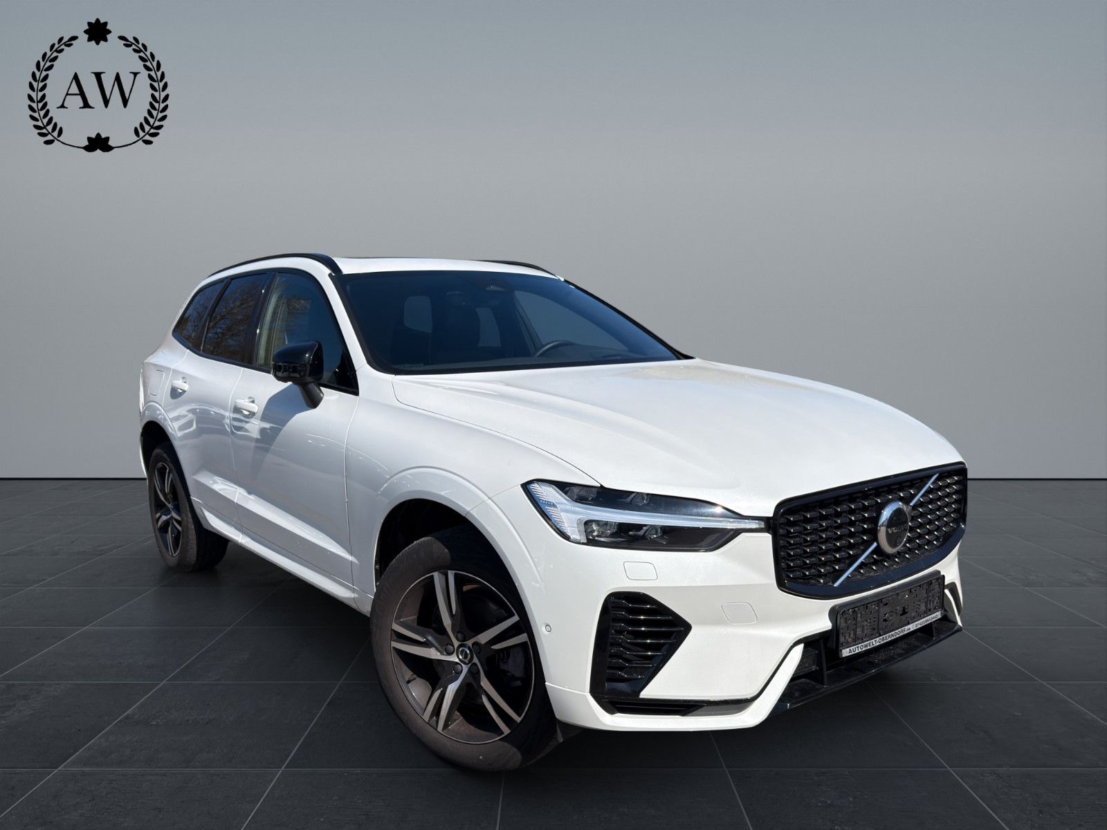 Volvo XC60 T8 R Design Plug-In Hybrid AWD+Headup+Pano