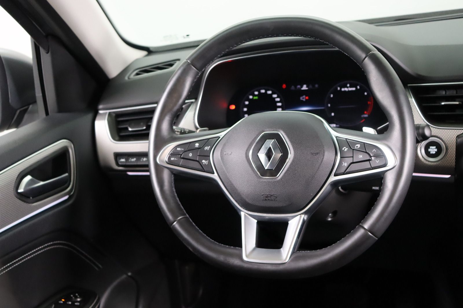 Renault Arkana - Samsaru's Car Outlet