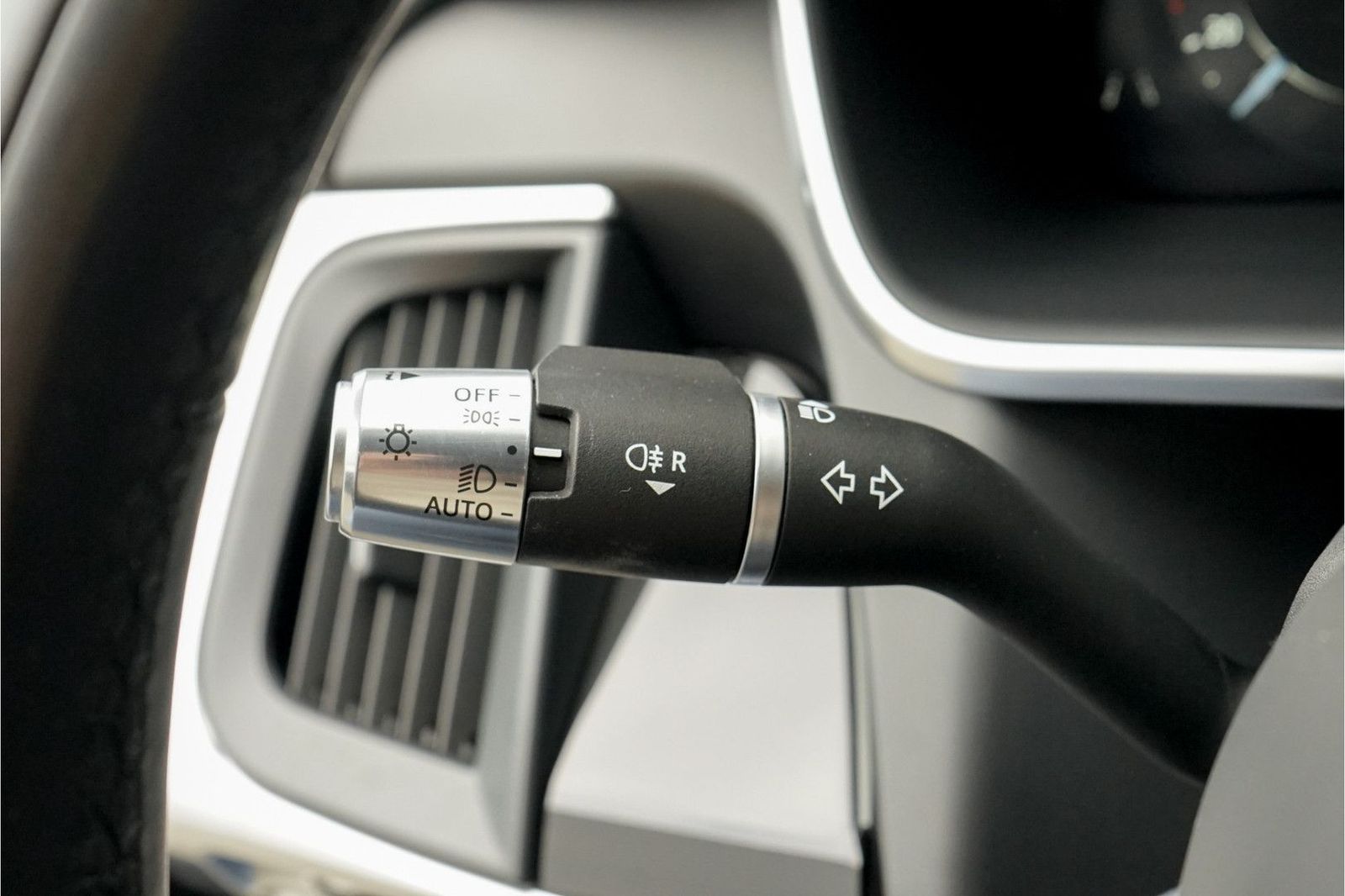 Jaguar I-Pace EV320 SE Business 90 kWh 3 Fase Laden Pan