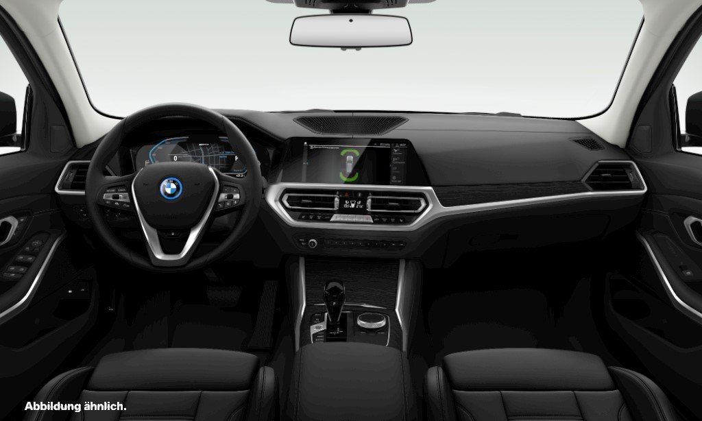BMW 330e xDrive Touring - Samsaru's Car Outlet