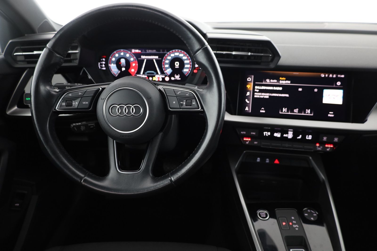 Audi A3 Sportback 35 TFSI S-Tronic - Samsaru's Car Outlet