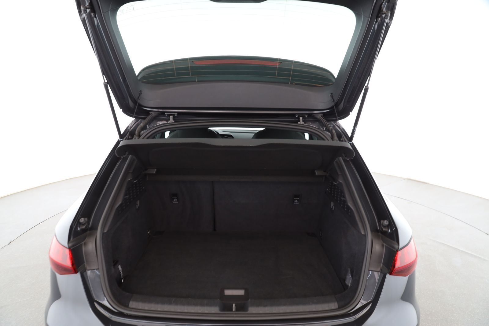 Audi A3 Sportback 40 TFSI e S tronic advanced - Samsaru's Car Outlet