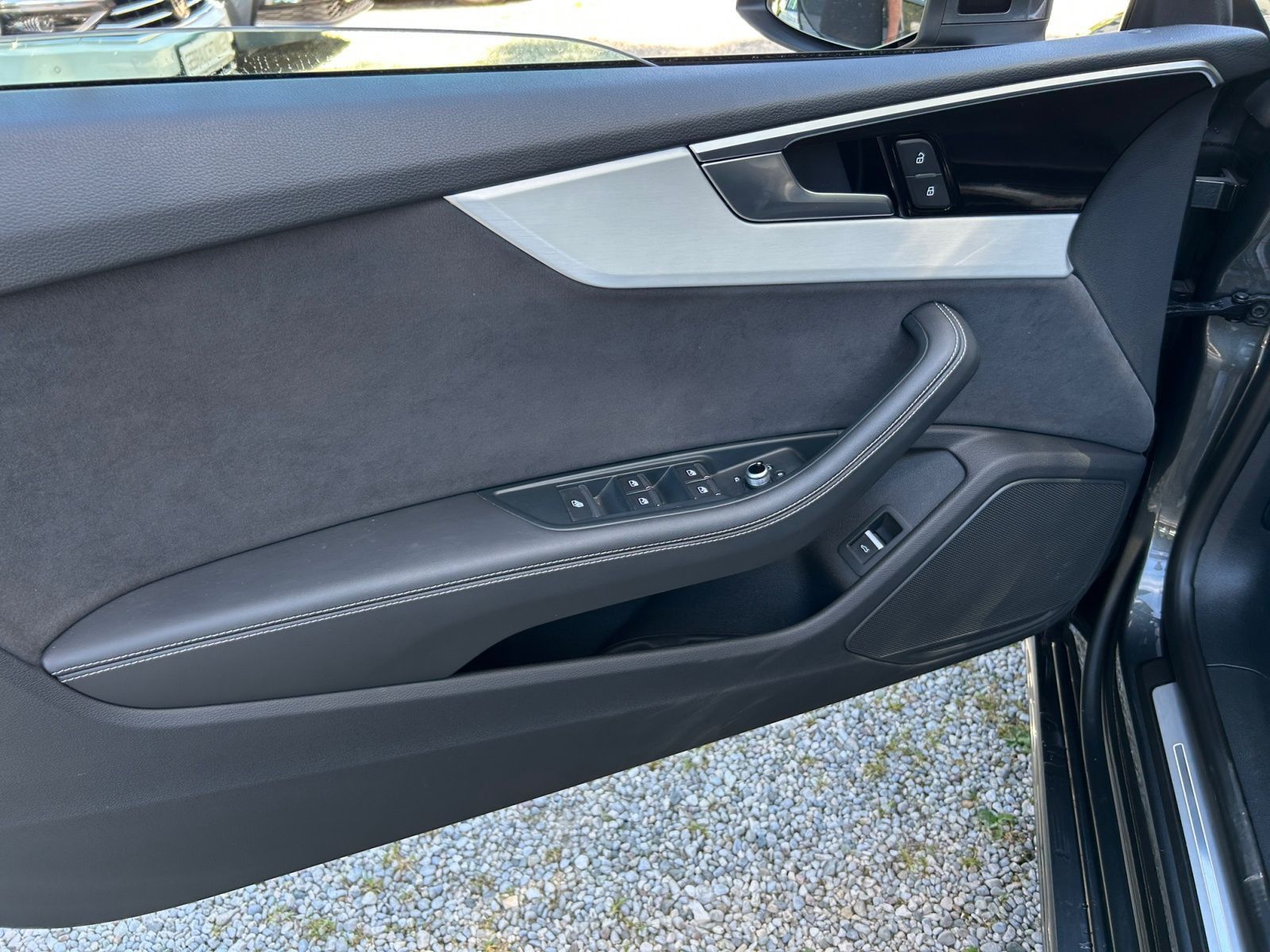 Audi A5 Cabrio S line 45 TFSI quattro Kopfraumheiz.