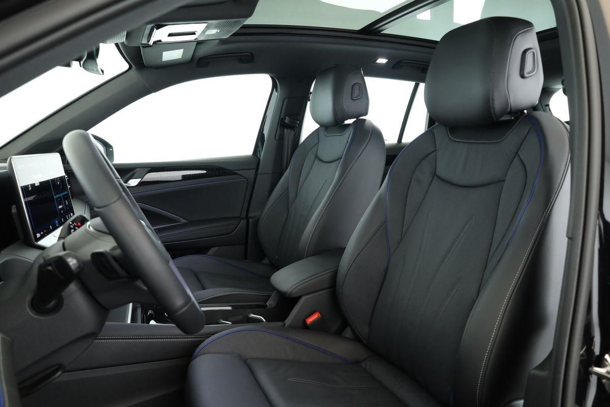 Volkswagen Tiguan 2.0 TDI 4M DSG R-Line Leder Pano Navi 360