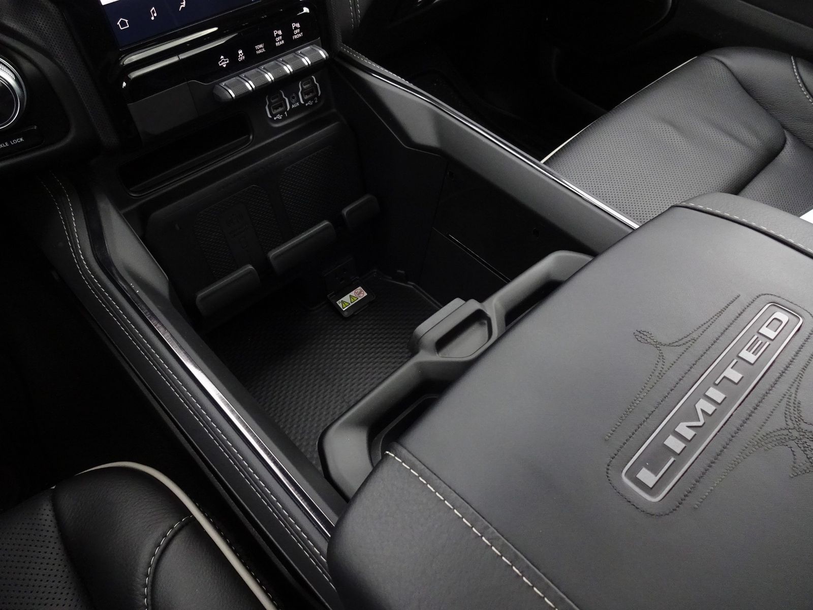 Dodge RAM Limited Night Edition 5.7L V8 HEMI Crew Cab