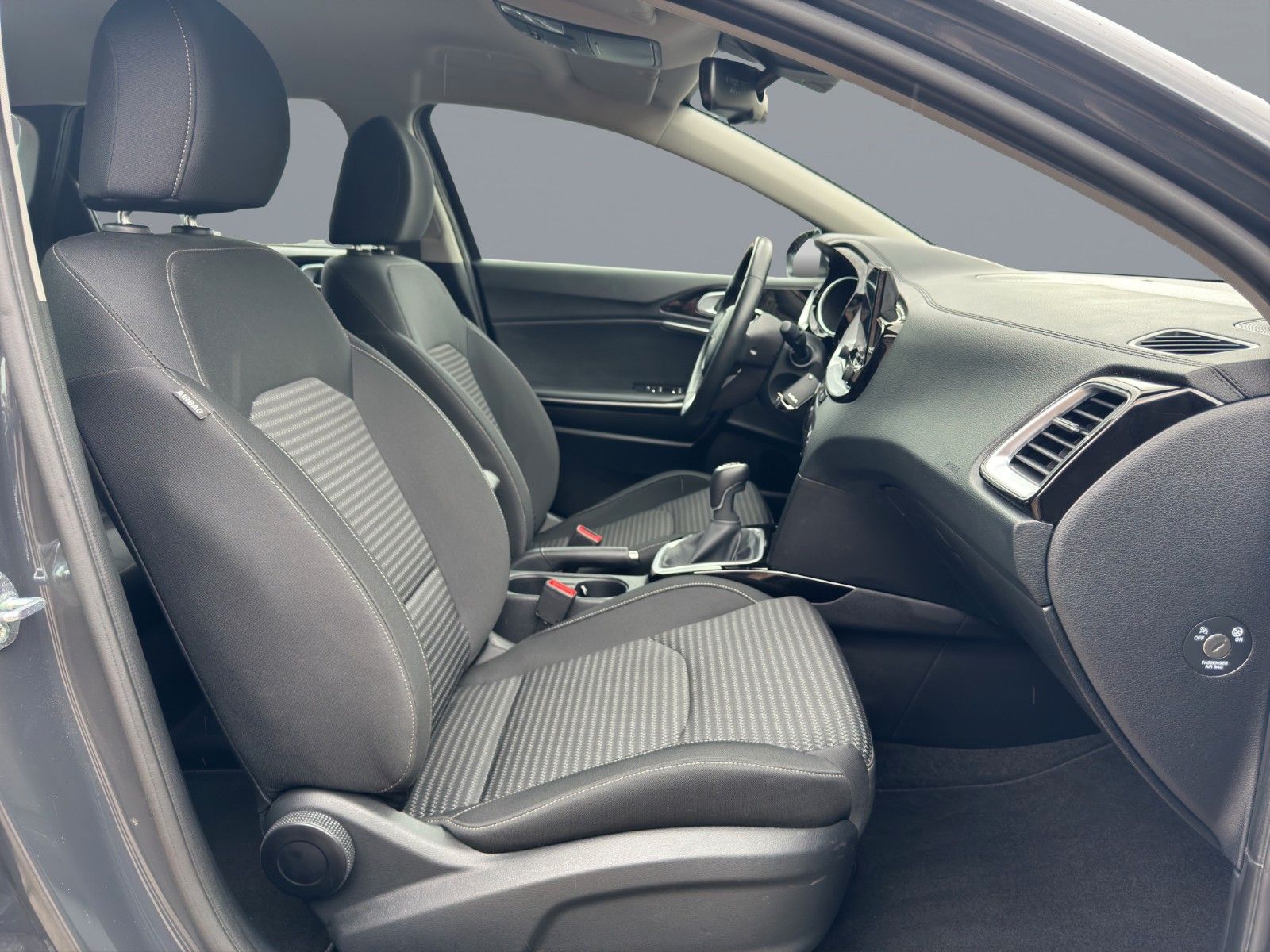 Kia cee'd / Ceed Vision - Samsaru's Car Outlet