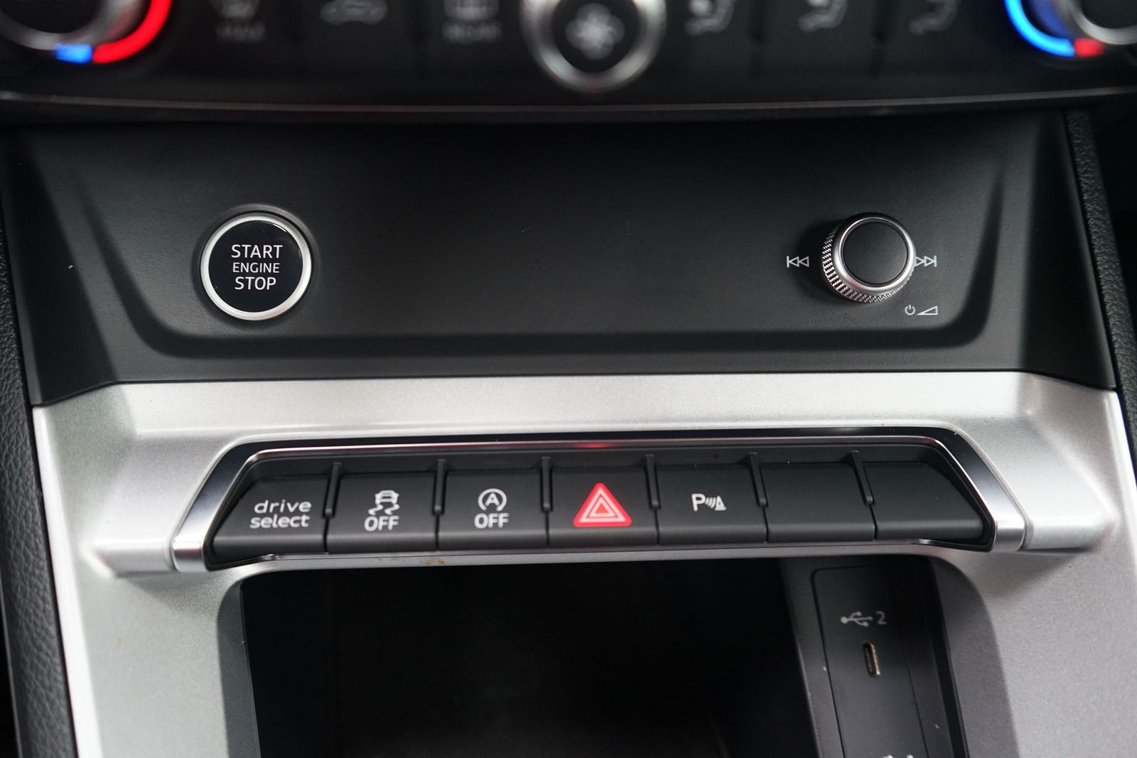 Audi Q3 Sportback 40 TDI quattro S line - Samsaru's Car Outlet