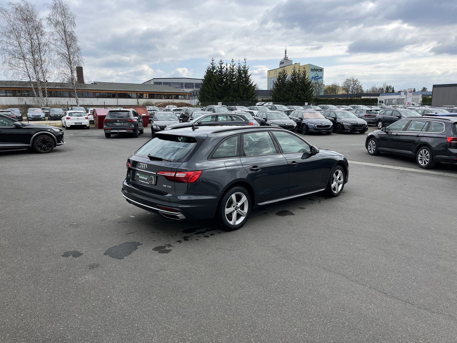 Audi A4 Avant 35 2.0 TDI S tronic advanced - Samsaru's Car Outlet