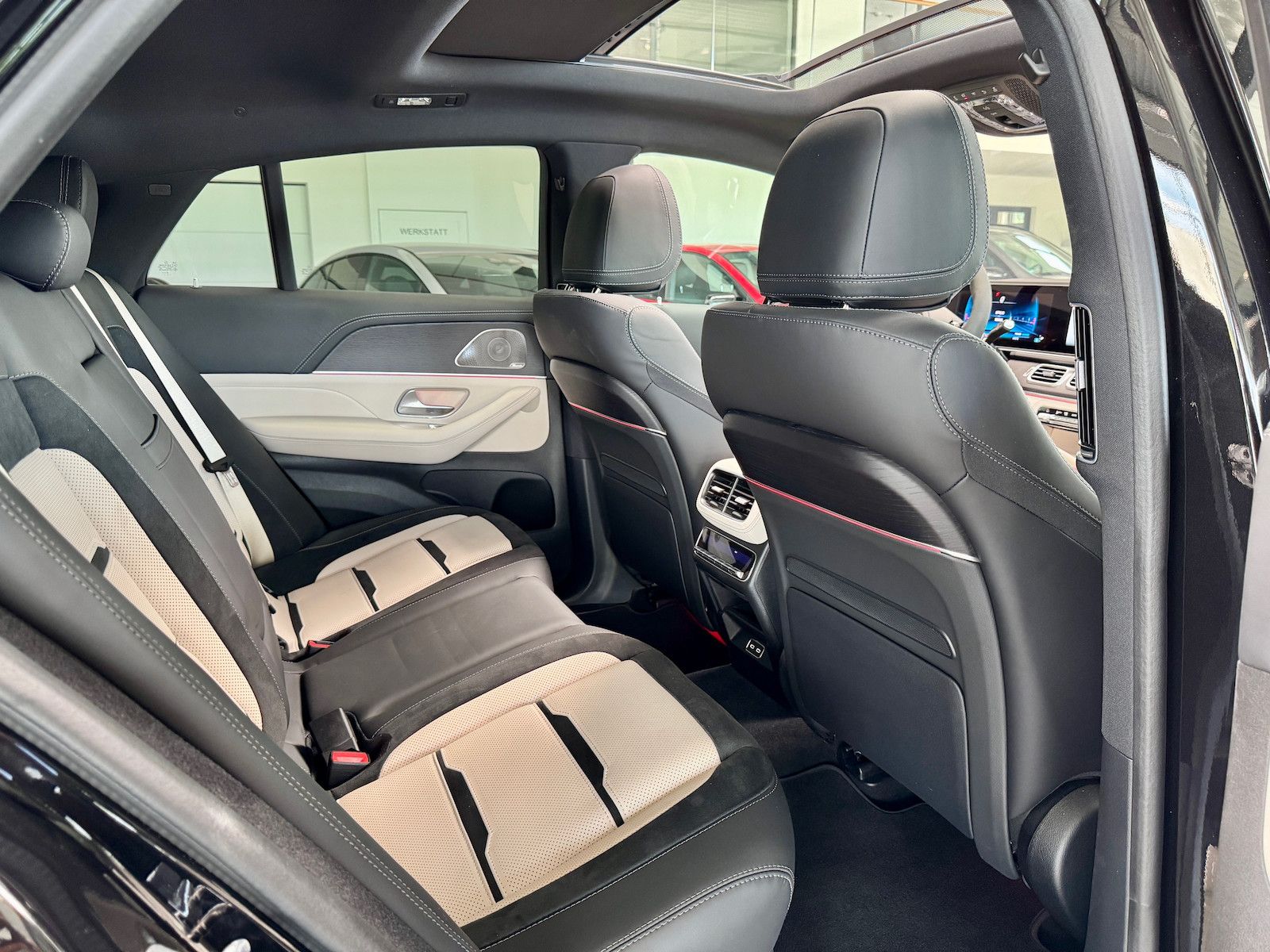 Mercedes-Benz GLE 63 S AMG 4M+ Coupe Pano AIRMATIC DISTRONIC P