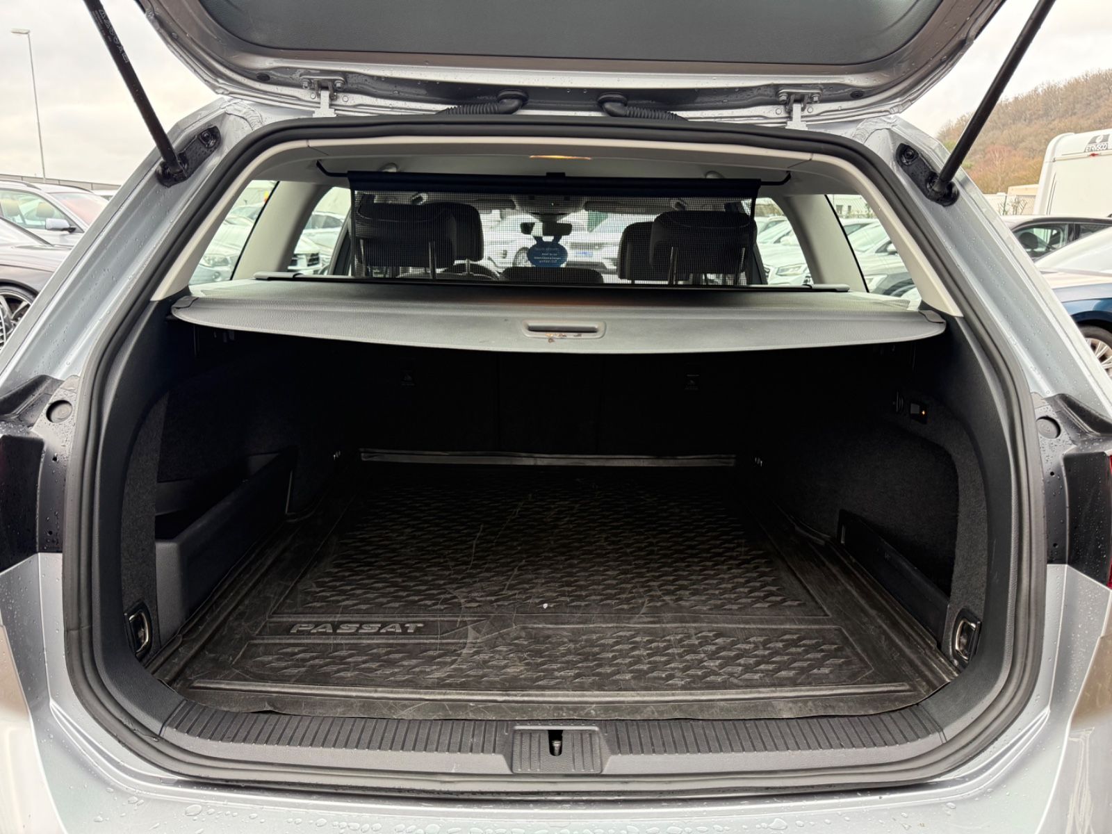 Volkswagen Passat Variant Elegance 4Motion *1. Hand *AHK