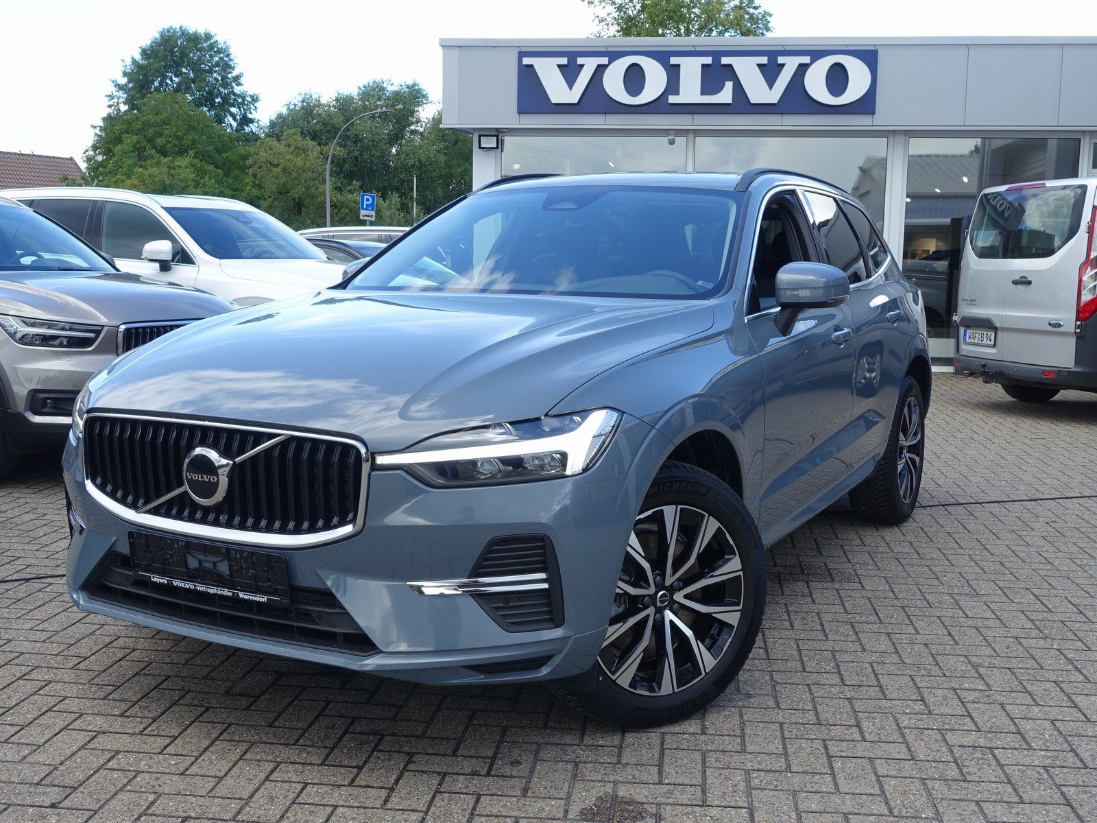 Volvo XC60 Core B4 Mild-Hybrid - Samsaru's Car Outlet