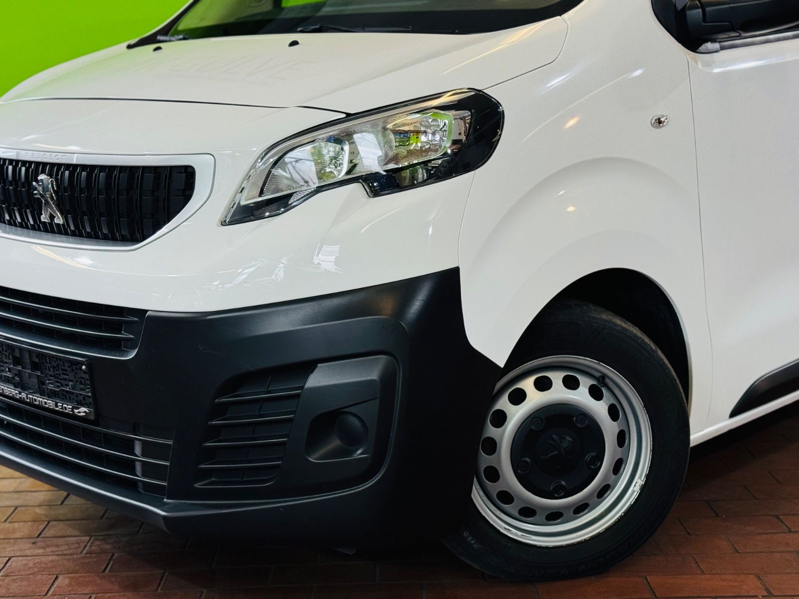 Peugeot Expert Kasten Premium - Samsaru's Car Outlet