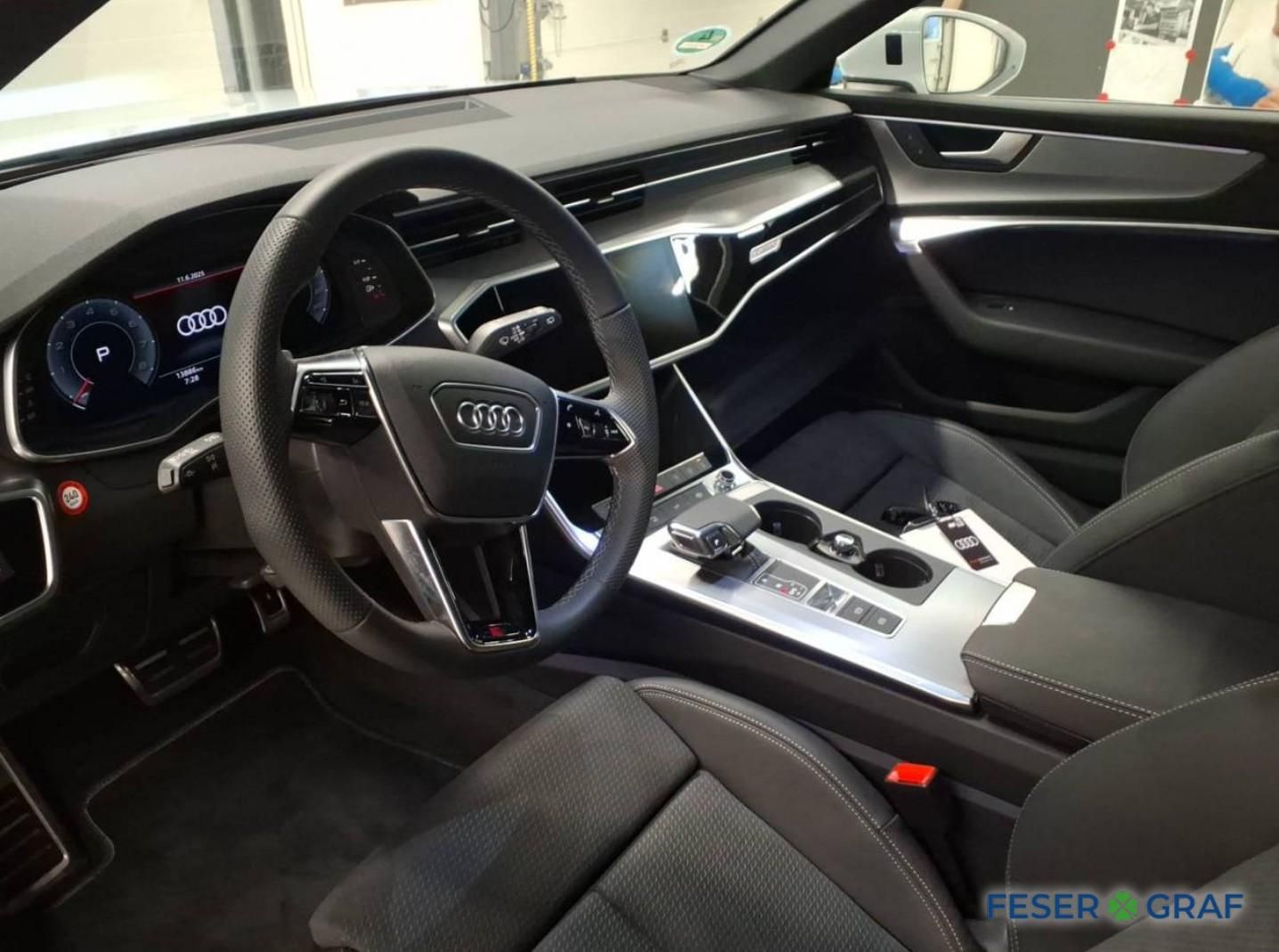 Audi A6 Avant 45 TFSI quattro S line - Samsaru's Car Outlet