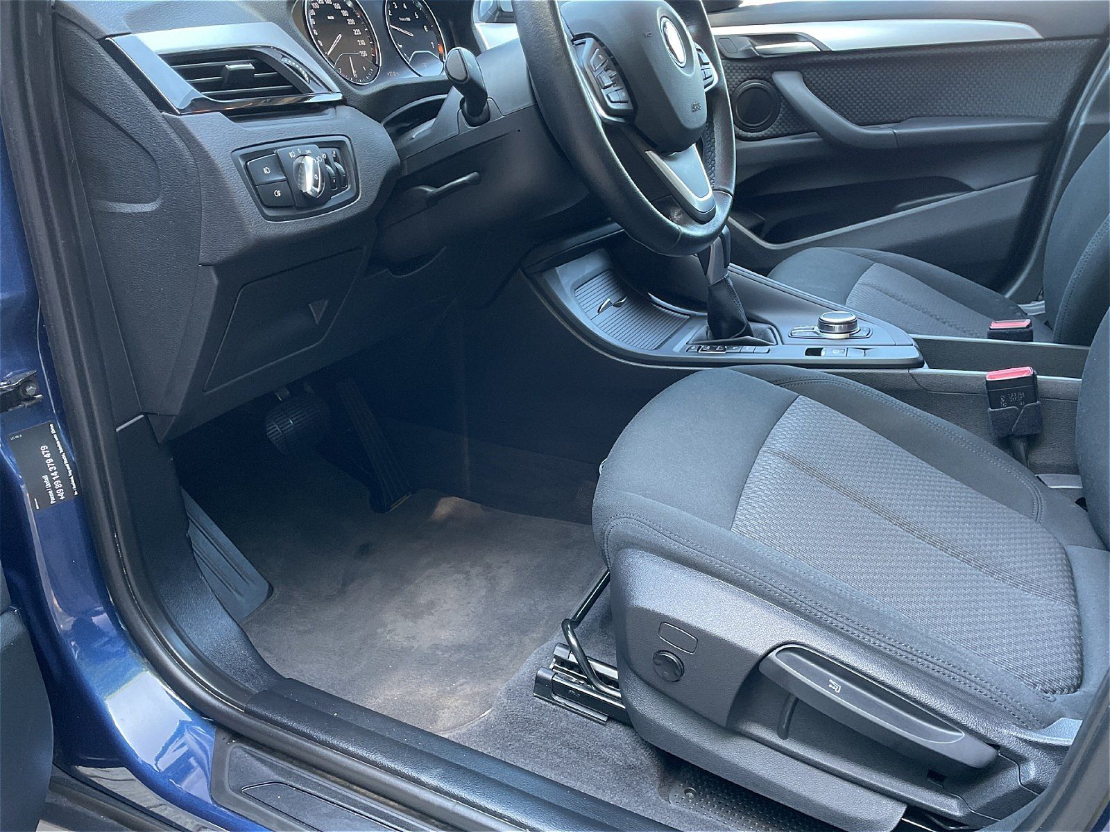 BMW X1 xDrive25e Advantage - Samsaru's Car Outlet
