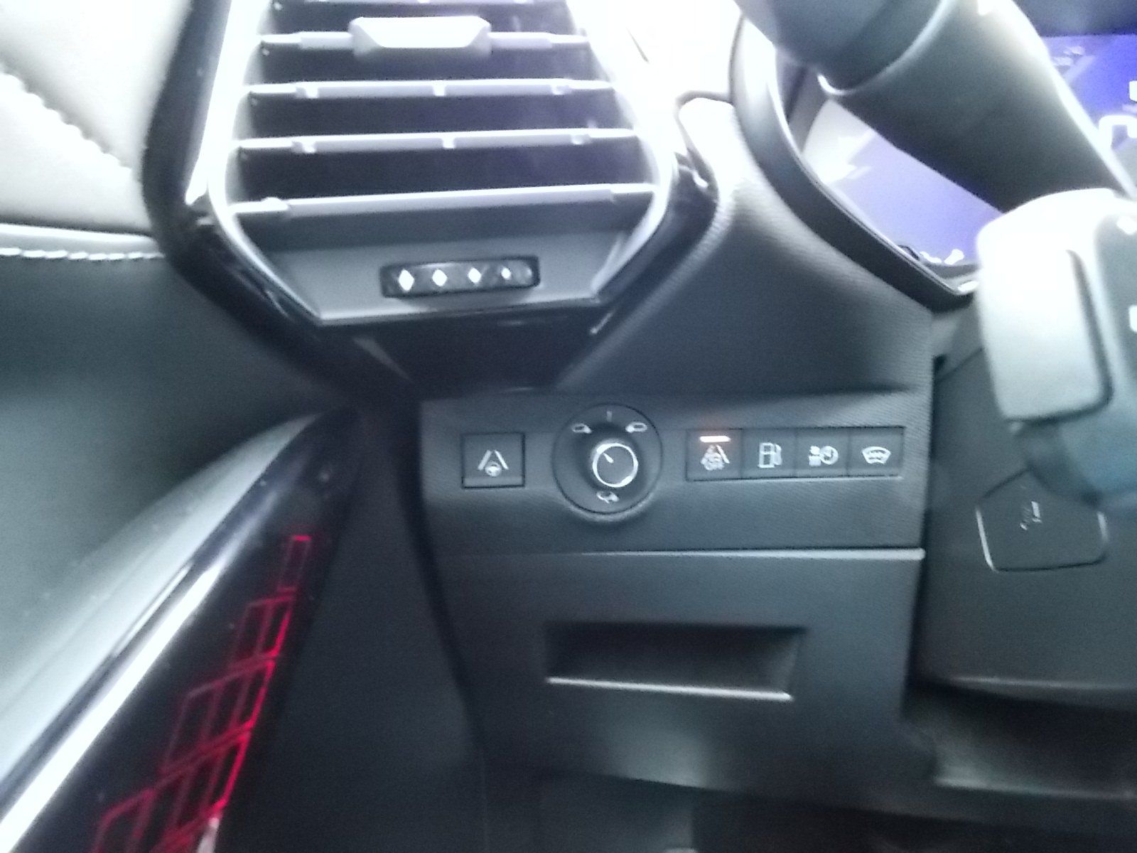 DS Automobiles DS7 E-Tense Hybrid4x4 Ligne Noire /NightVision/L
