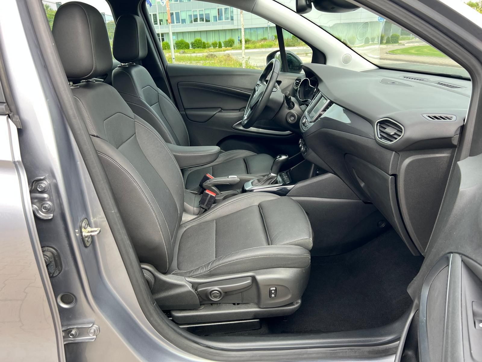 Opel Crossland 1.5 D Elegance - Samsaru's Car Outlet