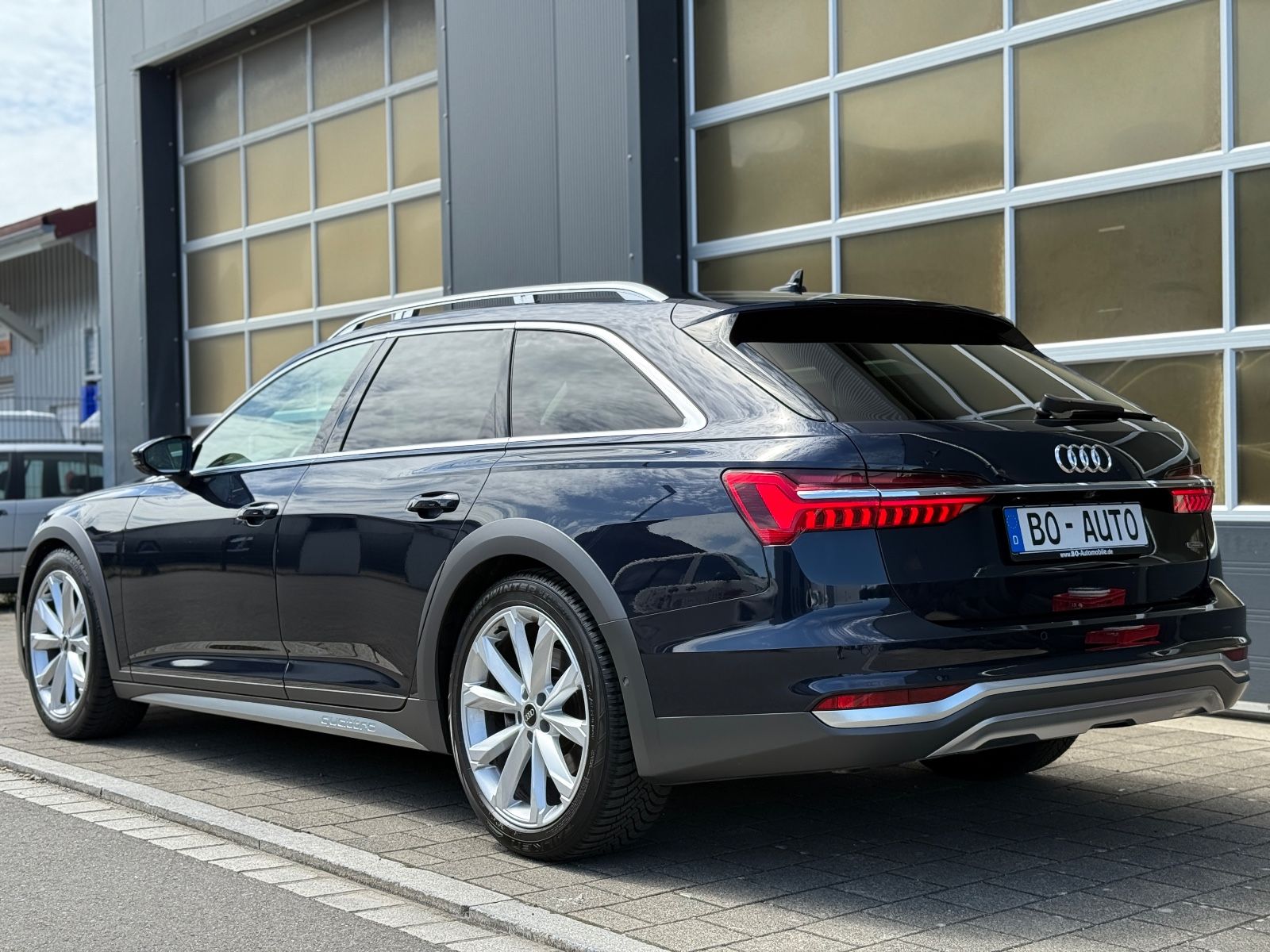 Audi A6 Allroad 45 TDI - Samsaru's Car Outlet
