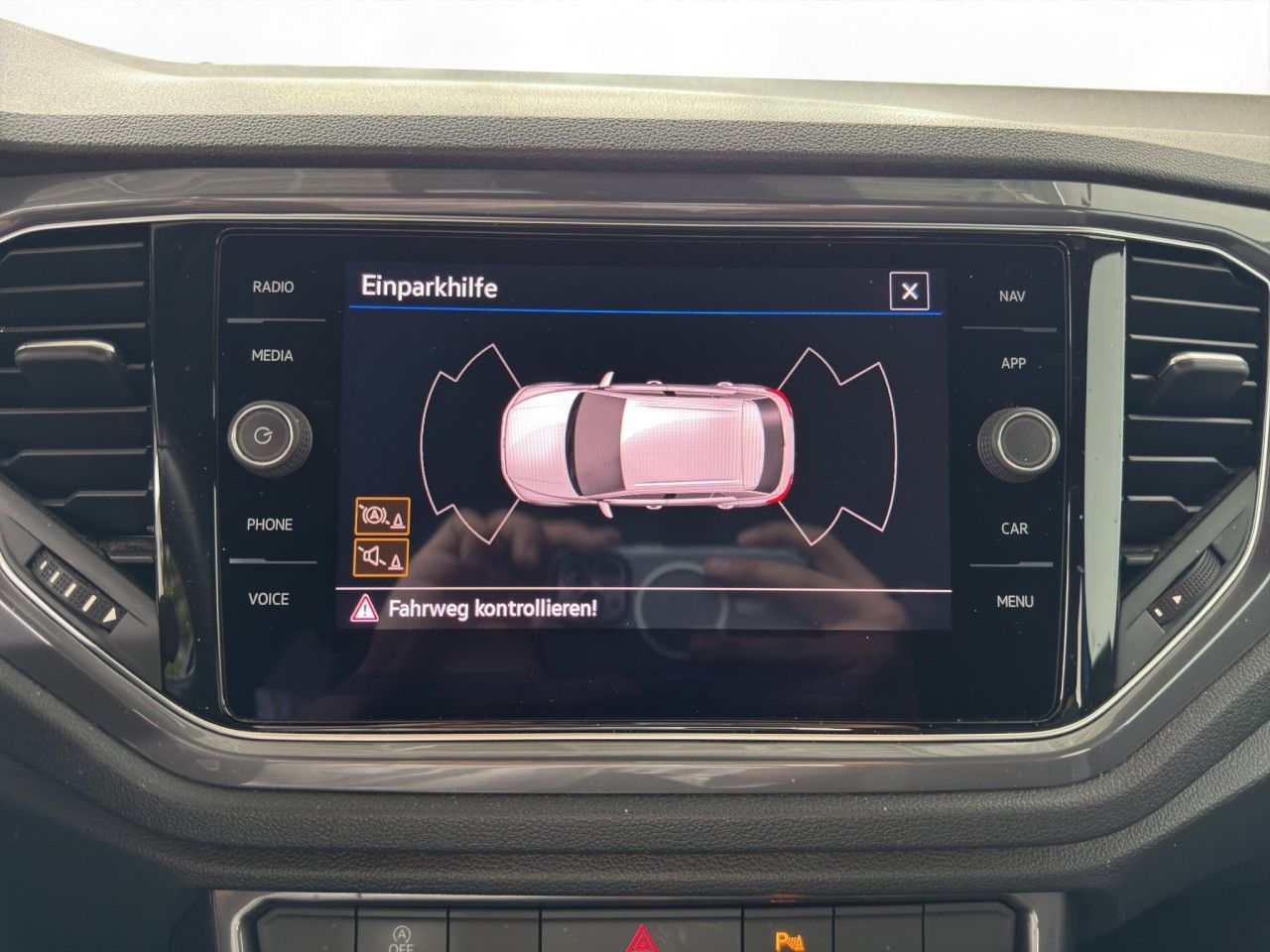 Volkswagen T-Roc 2.0 TSI DSG 4Motion R-Line - Samsaru's Car Outlet