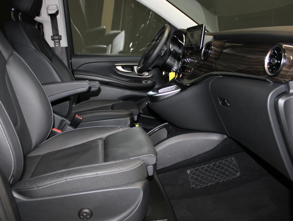 Mercedes-Benz V 250 d Avantgarde - Samsaru's Car Outlet