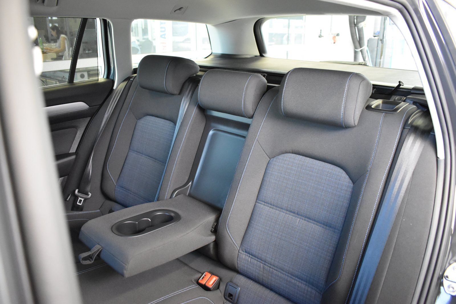 Volkswagen Passat Variant 1.4TSI Hybrid GTE DSG - Samsaru's Car Outlet
