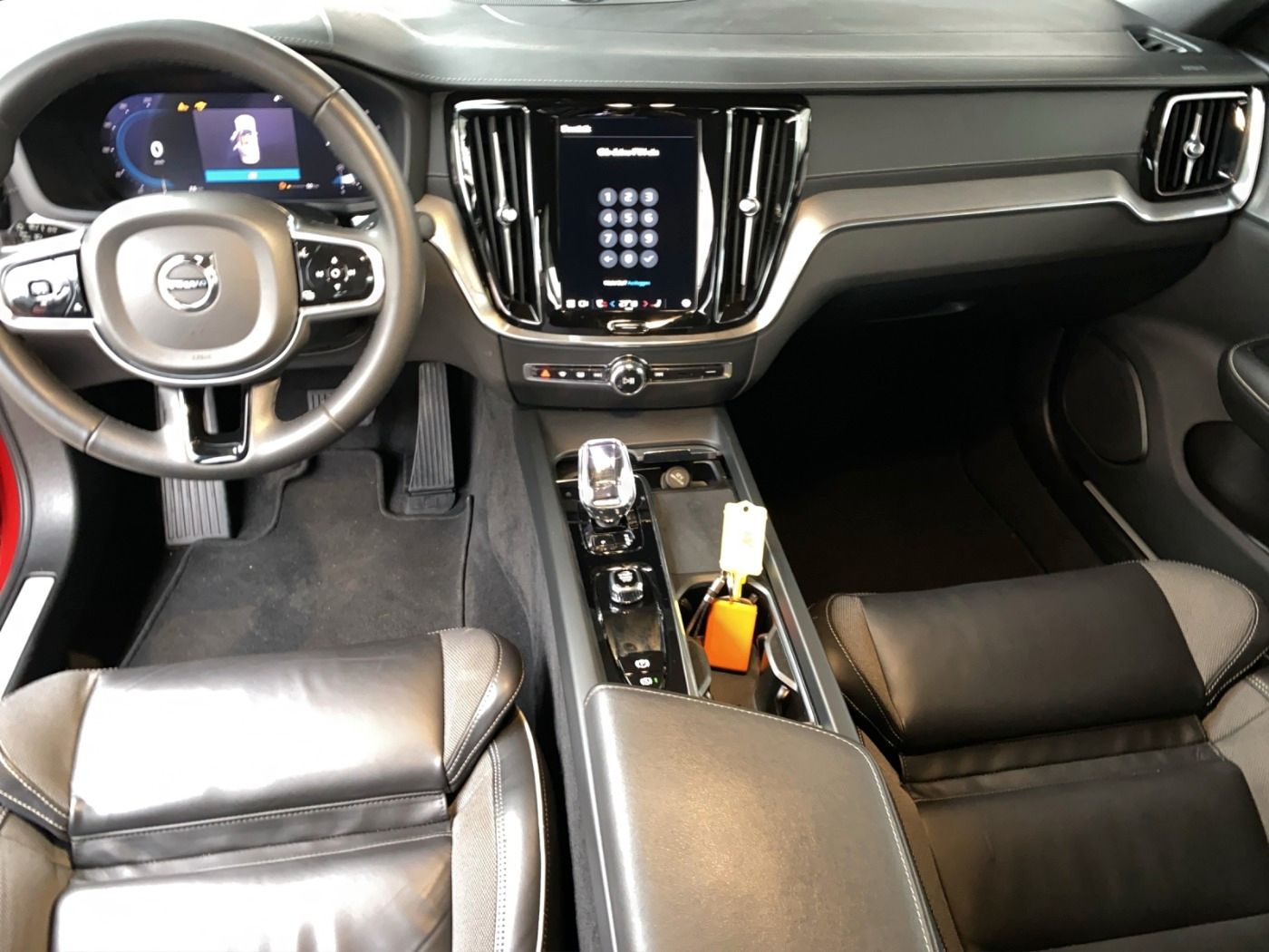 Volvo S60 B5 Mild-Hybrid Ultimate Dark LED*ACC*HUD*STH