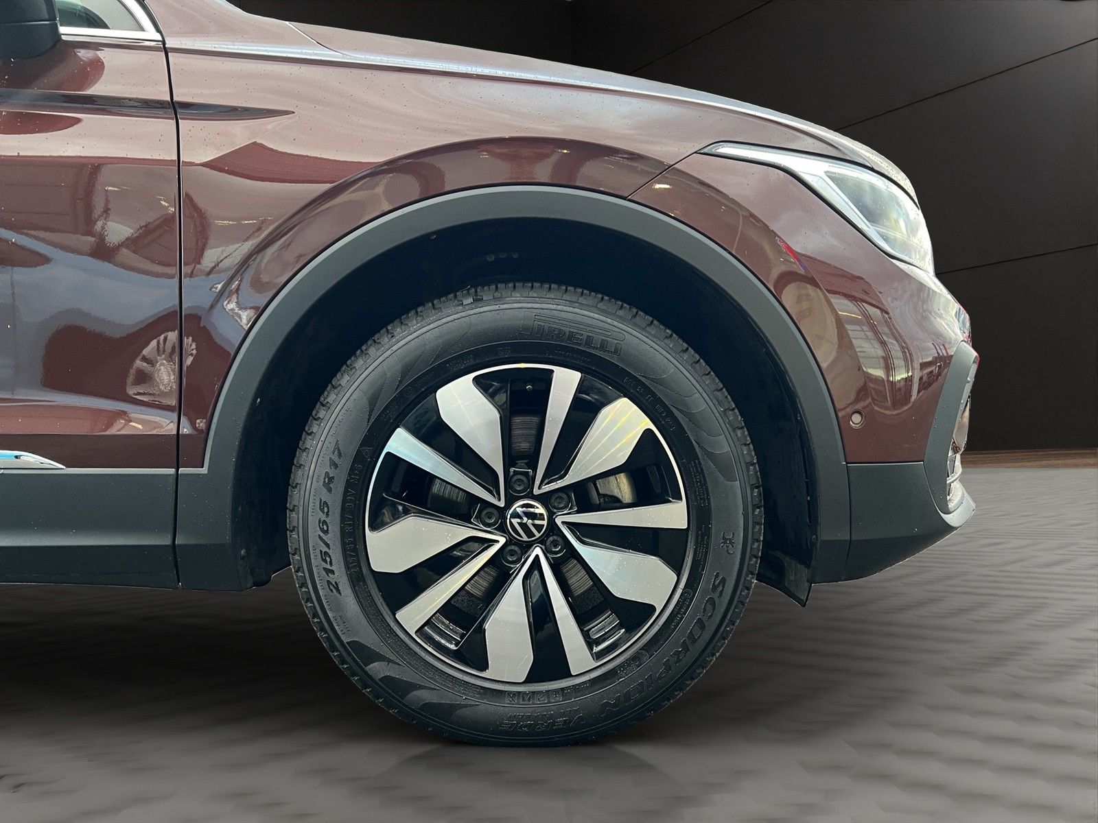 Volkswagen Tiguan 1.5 TSI MOVE DSG - Samsaru's Car Outlet