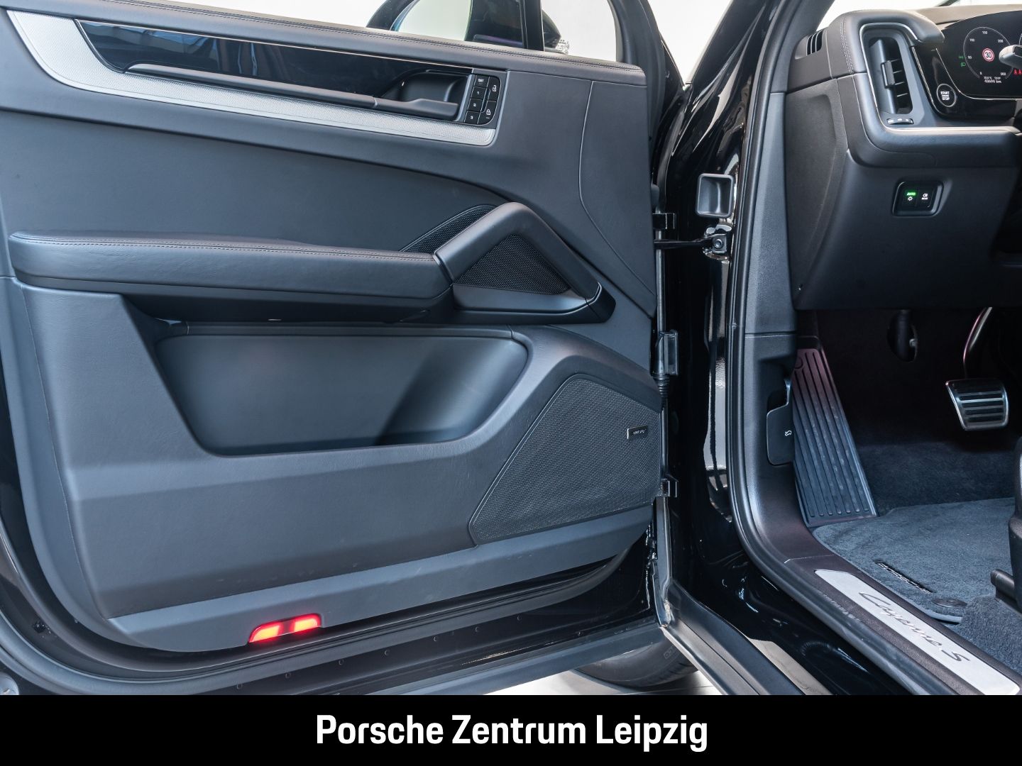 Porsche Cayenne S E-Hybrid PDCC Sportabgas HD HUD 22Zoll