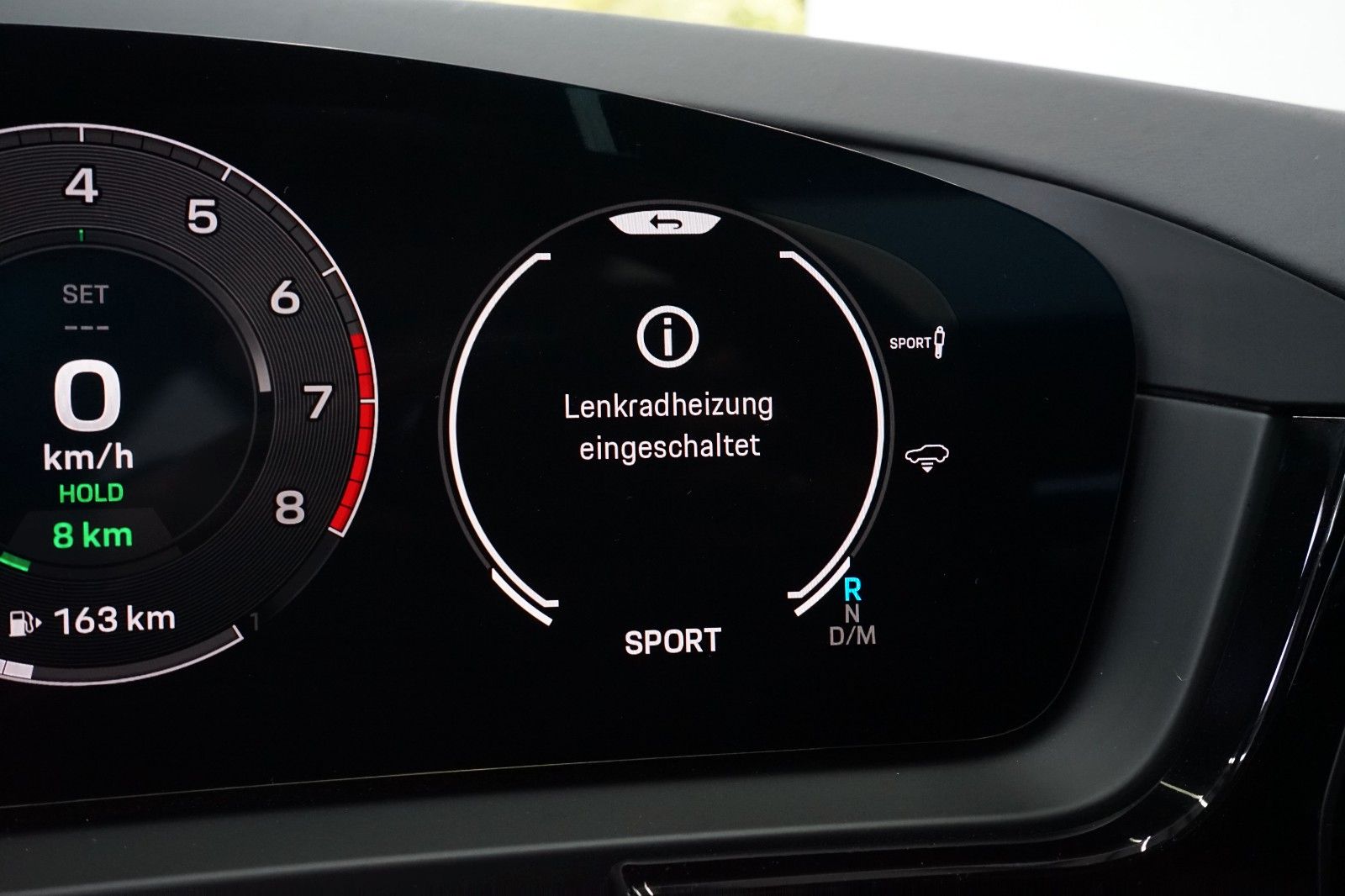Porsche Cayenne Coupe E-Hybrid/Kreide/HUD/P-DISPLAY/AHK