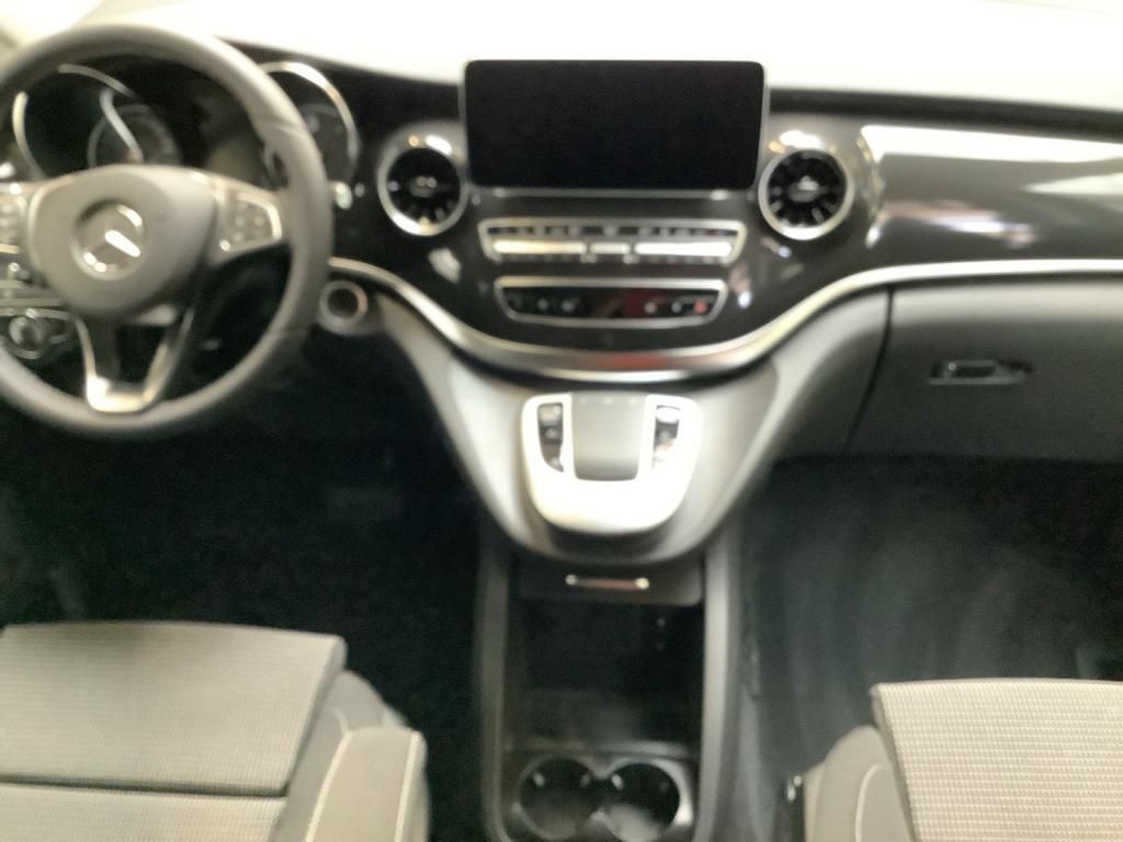 Mercedes-Benz V 300 d Sport - Samsaru's Car Outlet