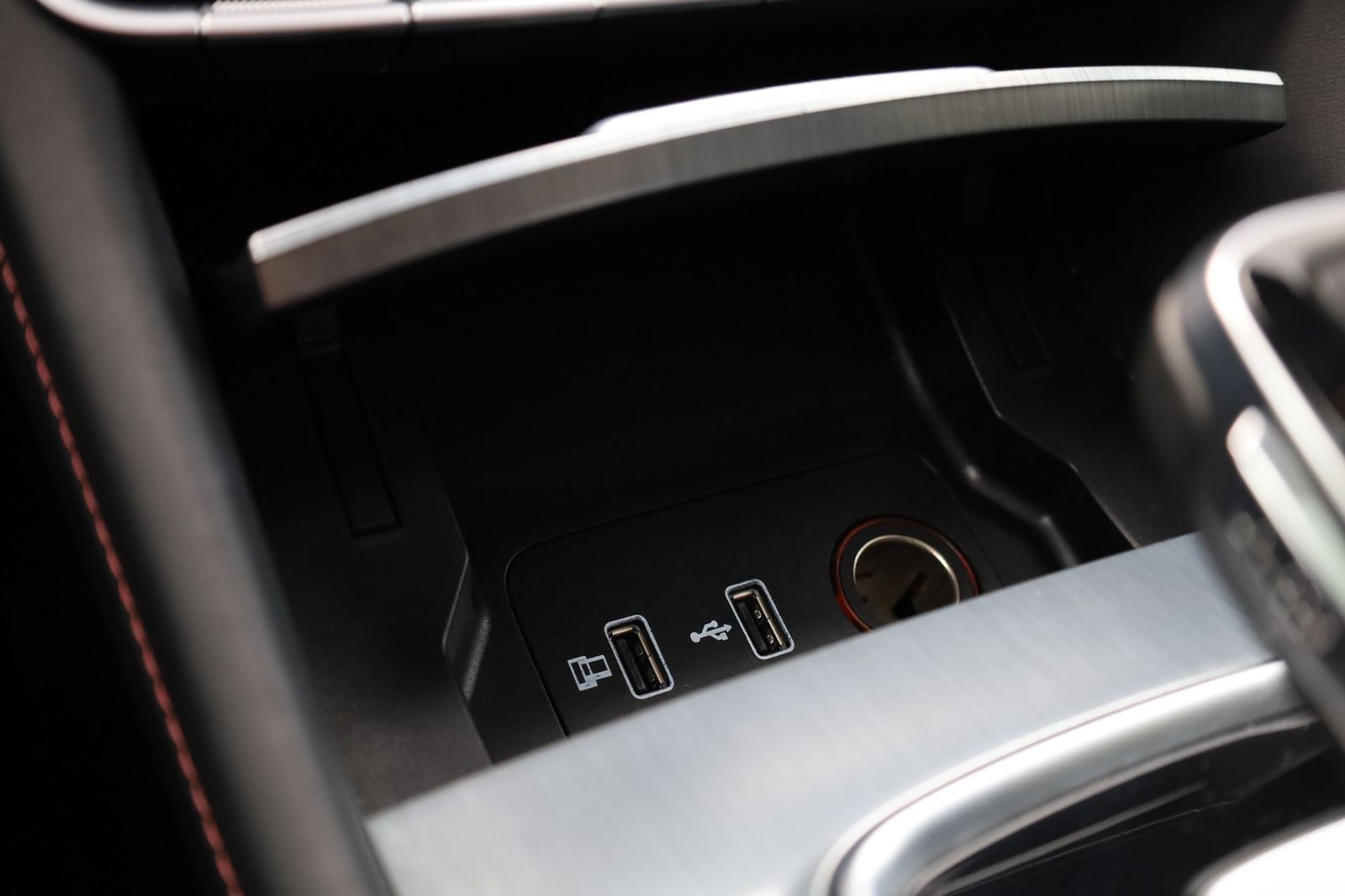 MG HS 1.5 T-GDI Luxury Aut. LED Navi Pano 360°