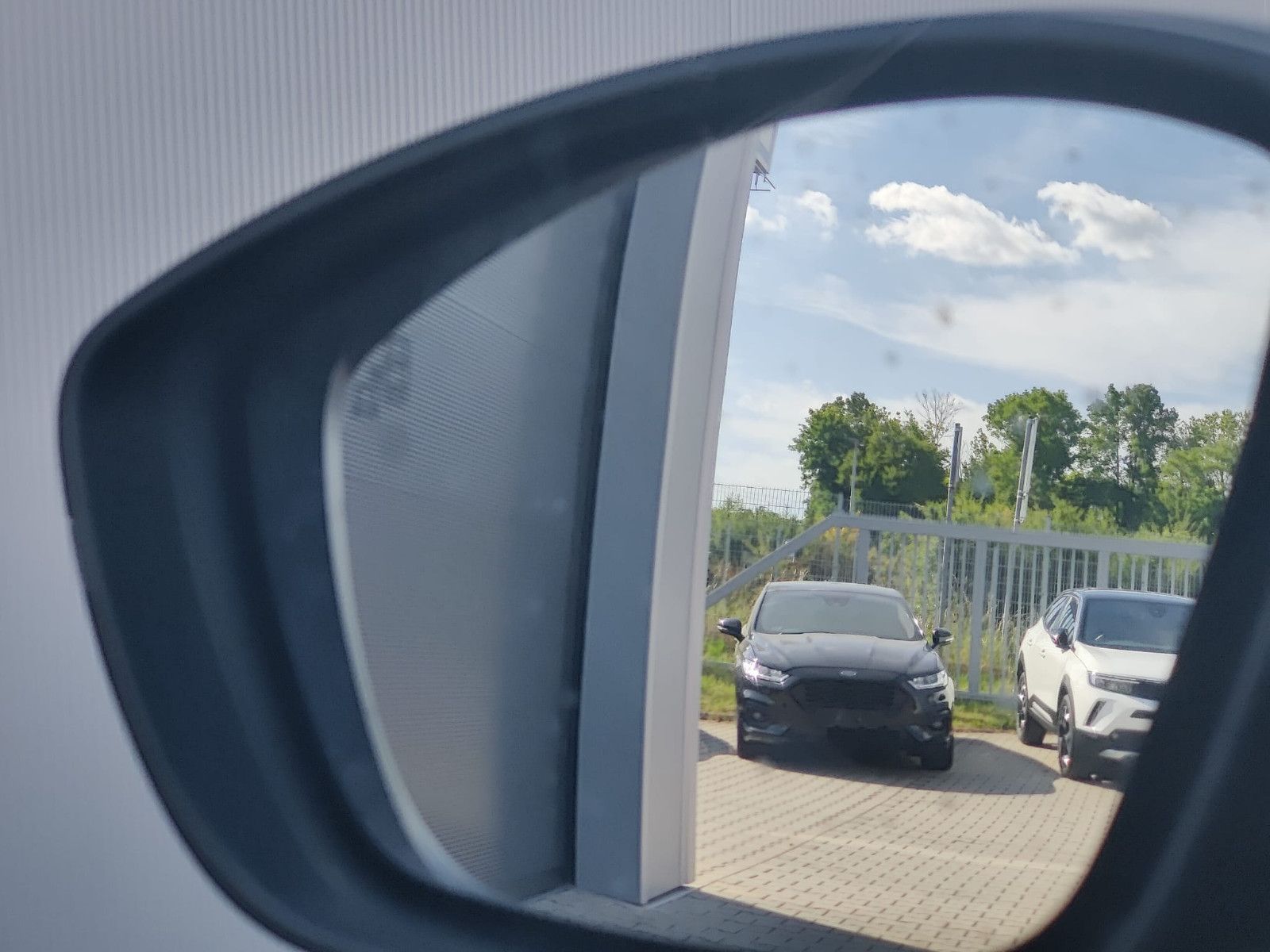 Opel Mokka Ultimate - Samsaru's Car Outlet