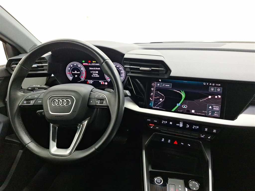 Audi A3 advanced 35 2.0 TFSI S-tronic MMI Standhz AHK