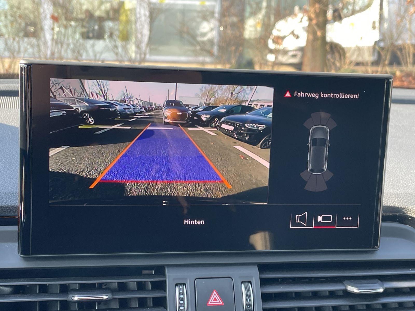 Audi Q5 40 TDI qu. S line Matrix B&O Pano AHK Kamera