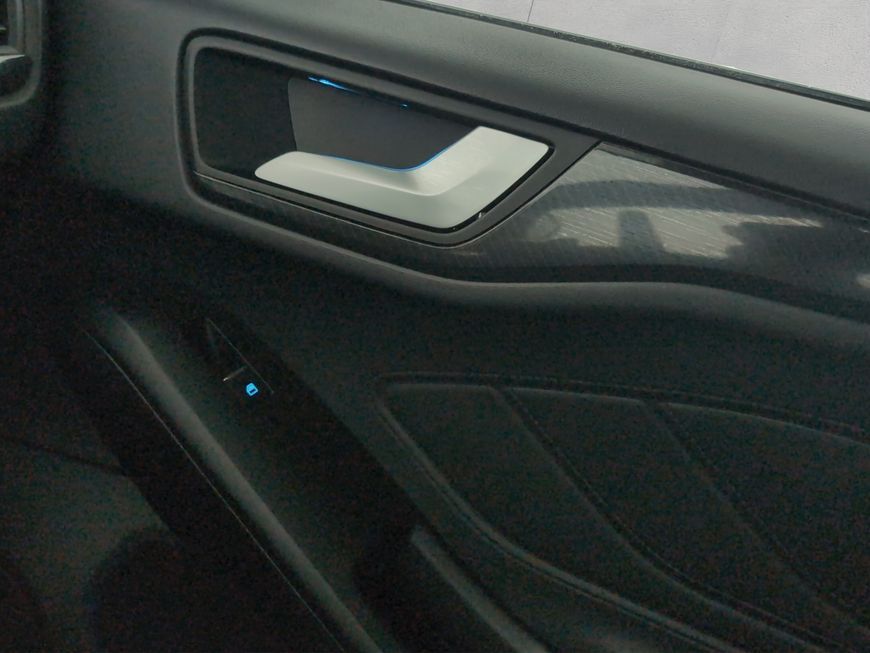 Ford Focus Turnier Hybrid Aut. ST-LINE X AHK+LED+NAVI
