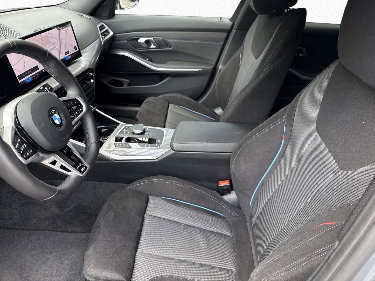 BMW 320i Touring M Sport HUD,AdpLED,St&Go,PA+,HiFi