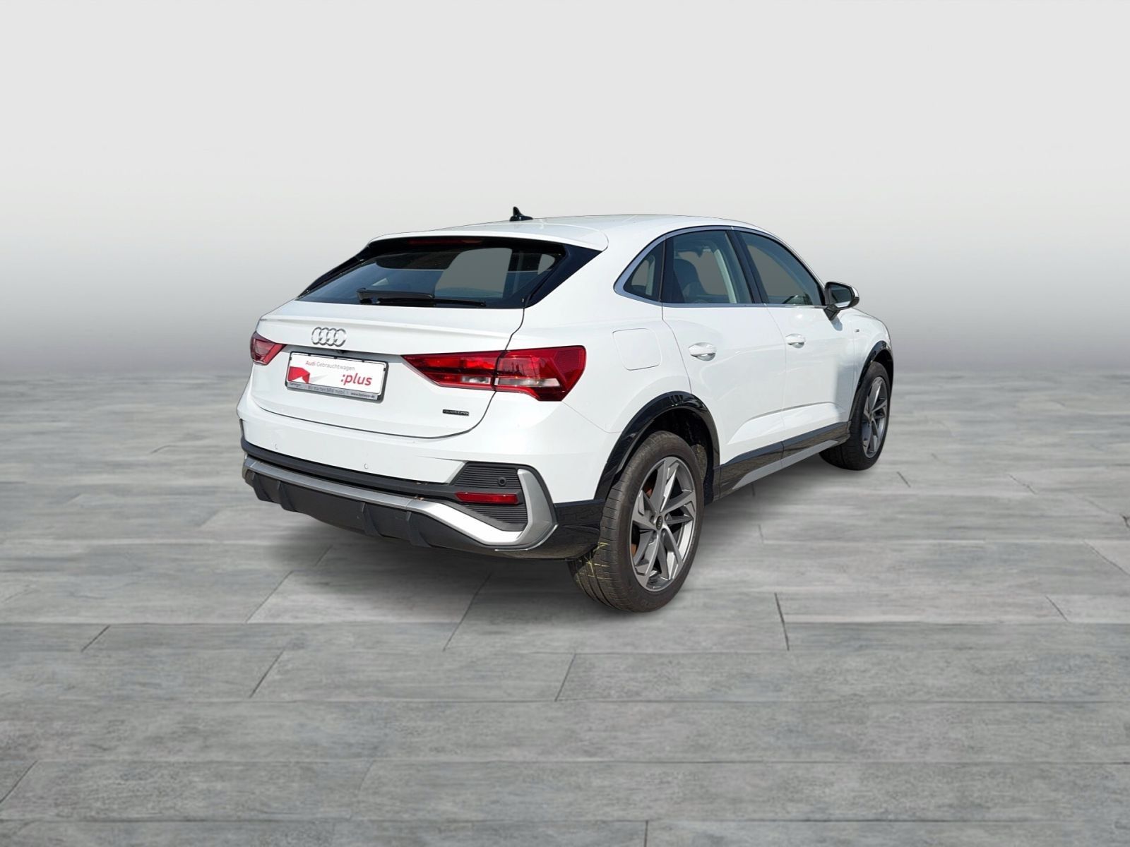 Audi Q3 Sportback 40 TDI Q S LINE - Samsaru's Car Outlet