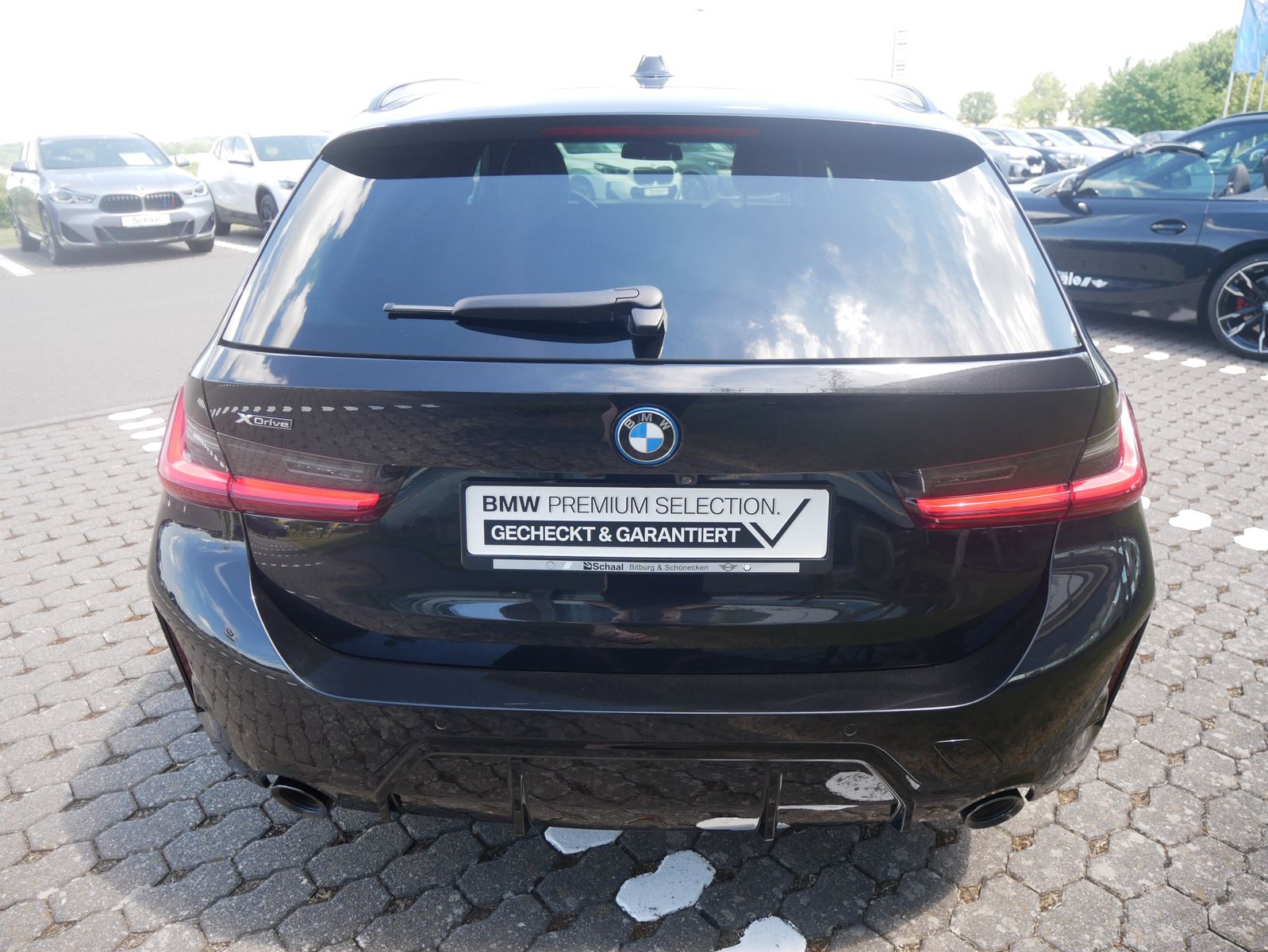 BMW 330e xDrive Touring M Sportpaket HK HiFi DAB