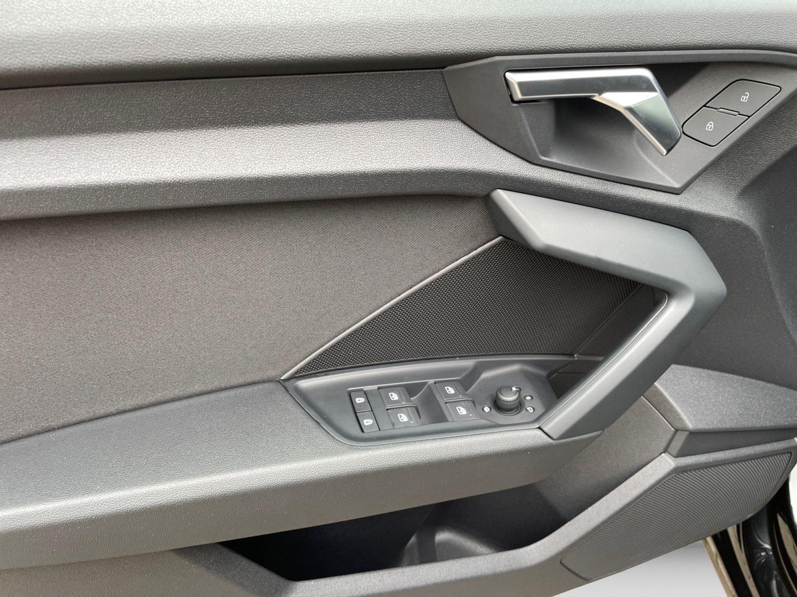 Audi A3 Sportback 30 TDI S tronic advanced Optikpaket