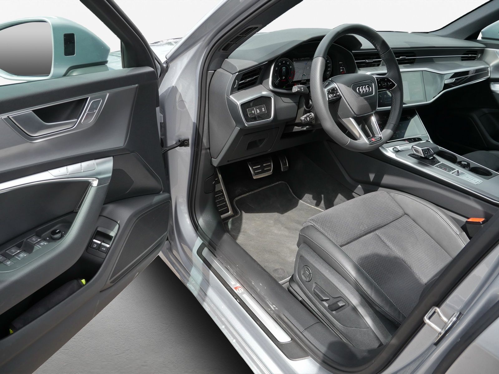 Audi A6 Avant 55 TFSIe qu. S line 63km/WLTP*HuD*360°