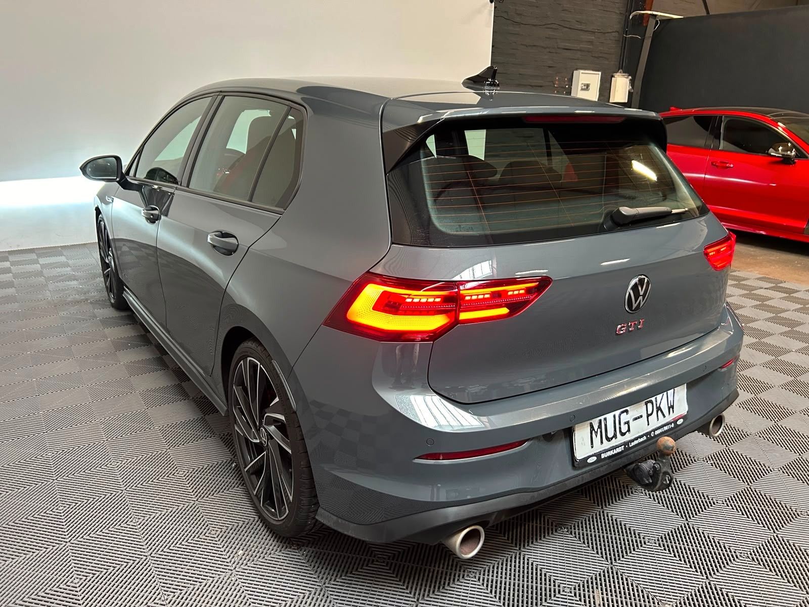 Volkswagen Golf VIII Lim. GTI  245PS *ACC-VirtCo-AHK-H&K*