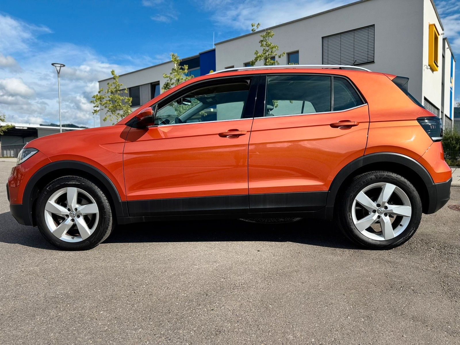 Volkswagen T-Cross 1.0 TSI Style DSG - Samsaru's Car Outlet