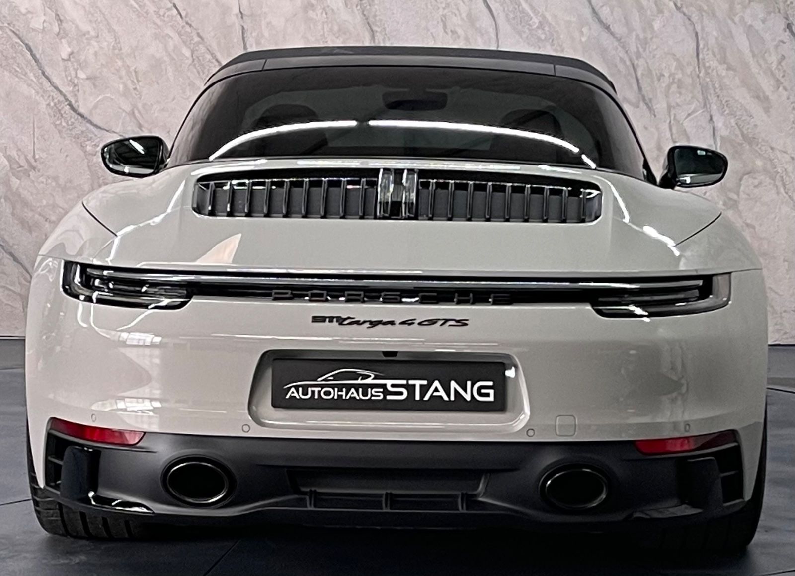 Porsche 911 Targa 4 GTS - Samsaru's Car Outlet