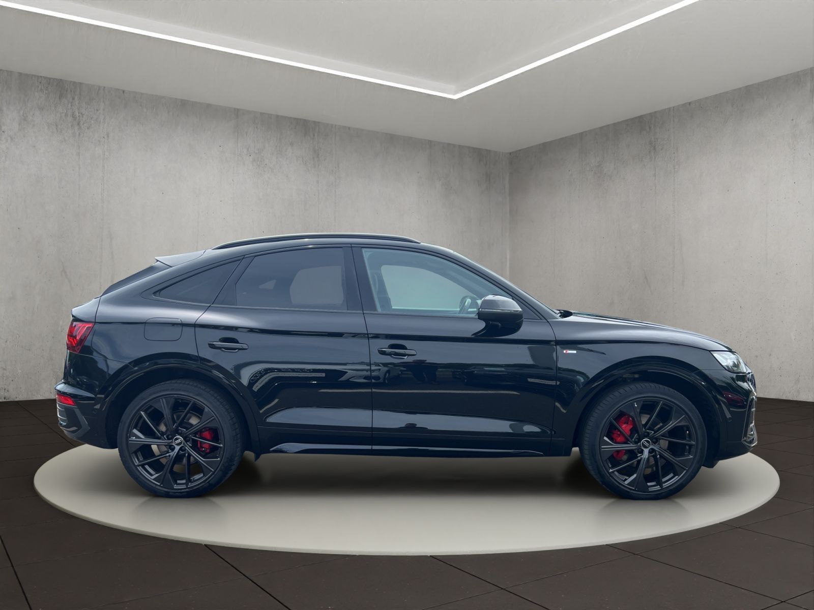 Audi Q5 Sportback S line business 40 TDI quattro 150(