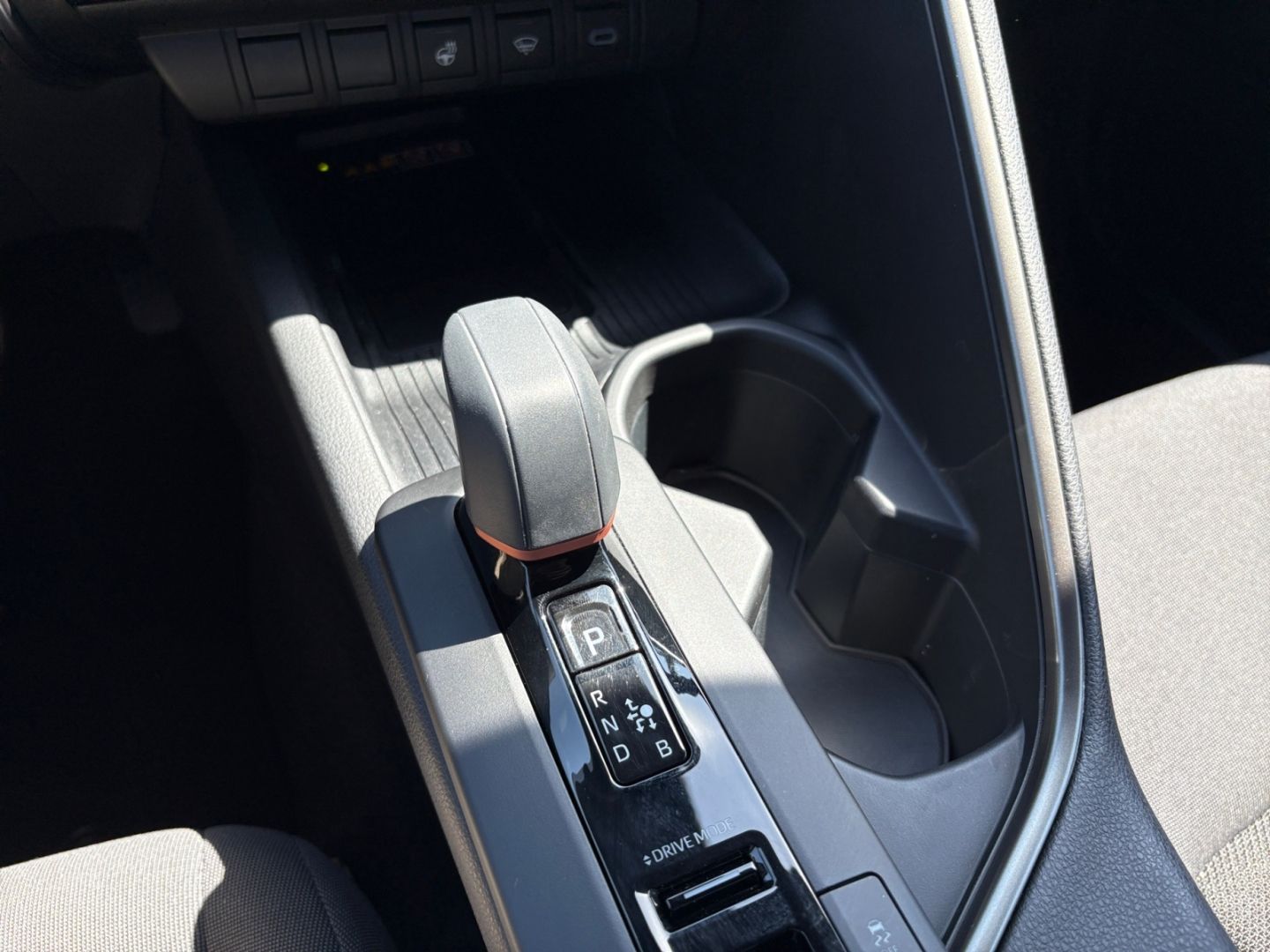 Toyota C-HR 2.0 Plug-In Hybrid Teamplayer *LED*SHZ*CAM*