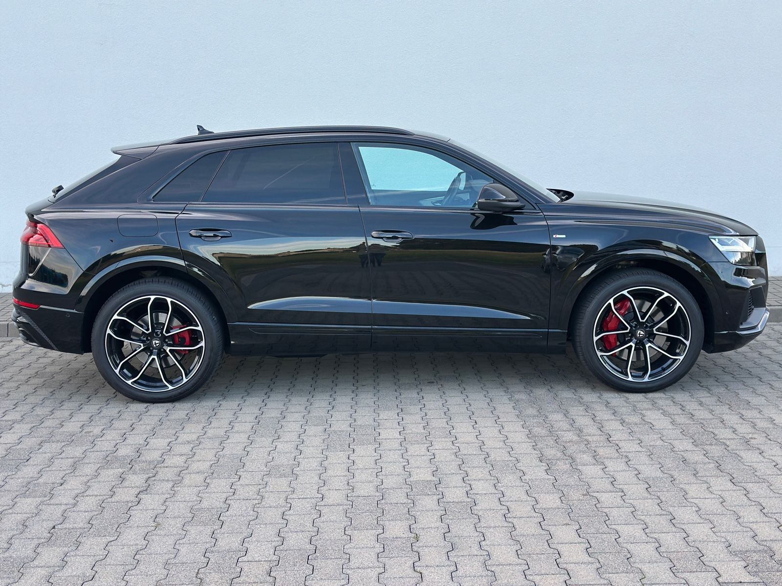 Audi Q8 55 TFSIe*S-LINE*B&O*360*SOFT-CLOSE*AHK*VIRTUE