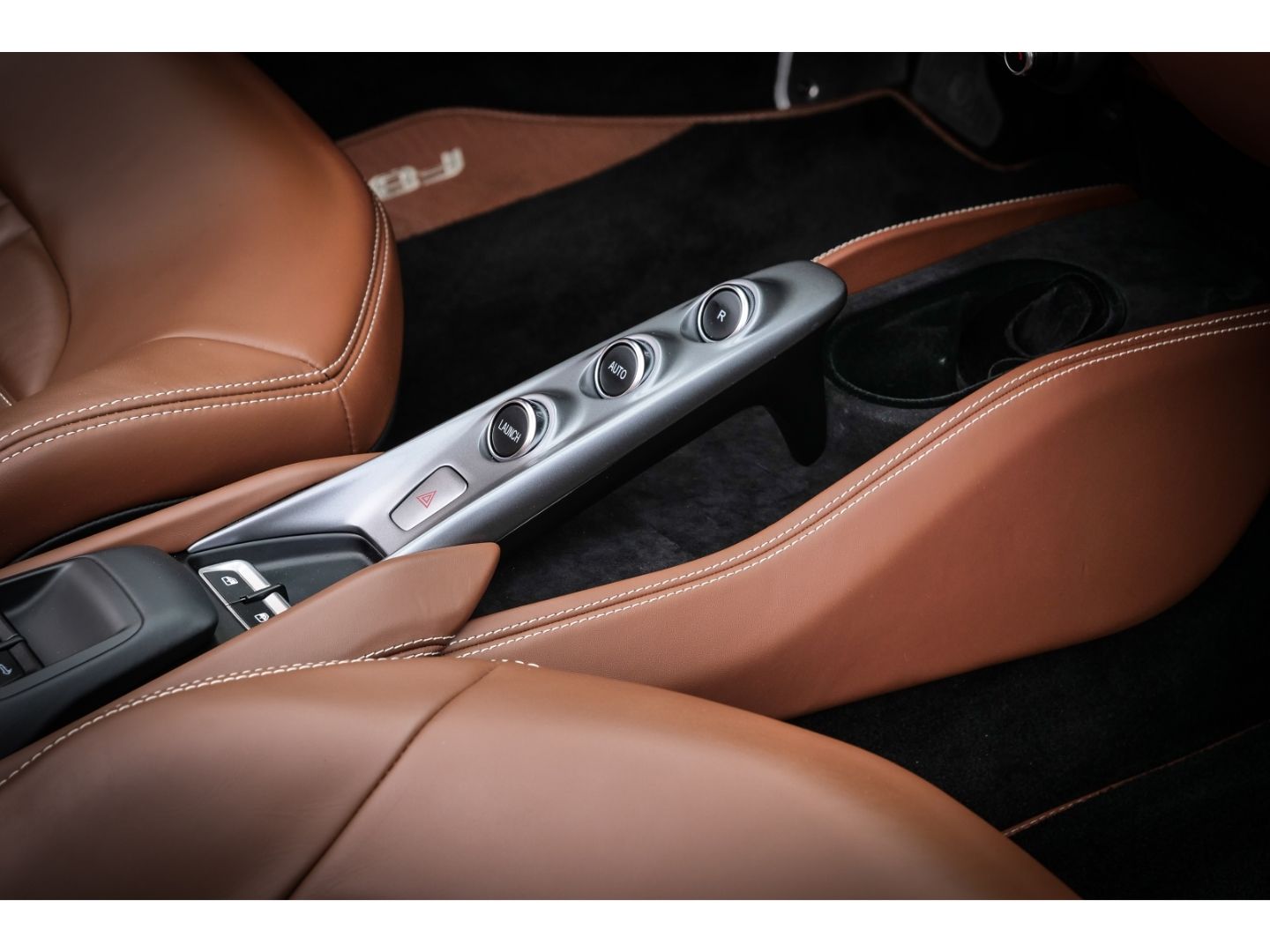 Ferrari F8 Spider - Samsaru's Car Outlet