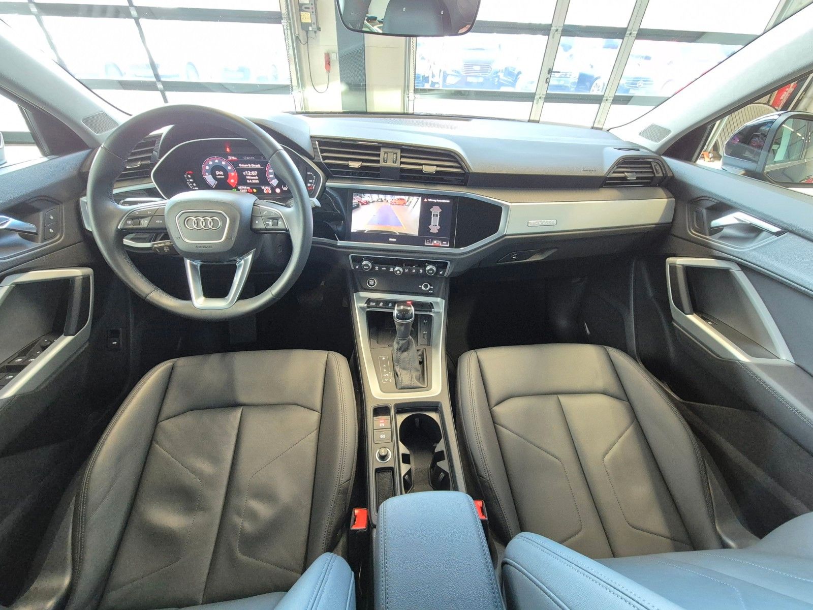Audi Q3 SPORTBACK 45 TFSI quattro - Samsaru's Car Outlet